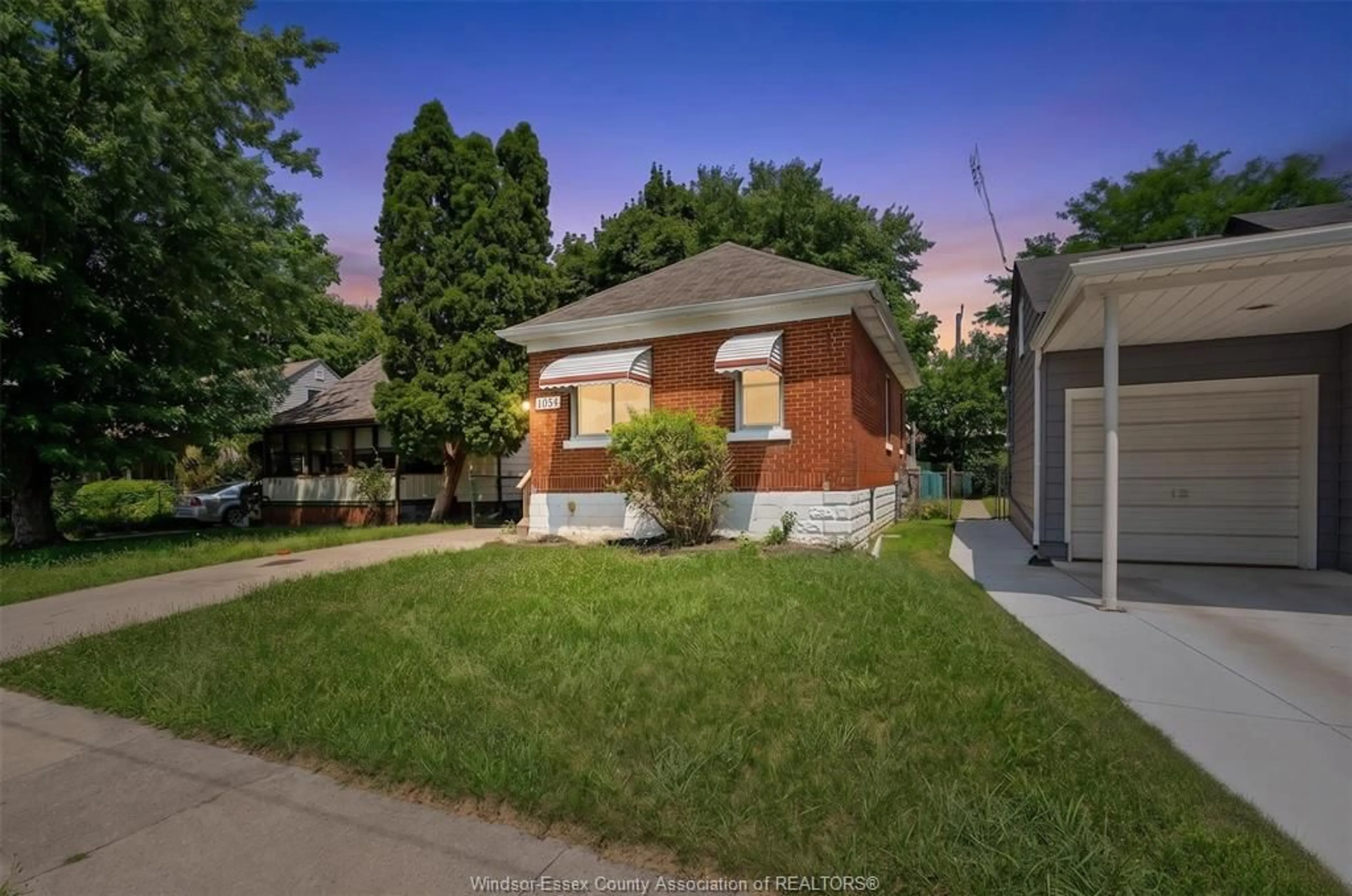 Home with brick exterior material, street for 1054 Josephine, Windsor Ontario N9B 2L5