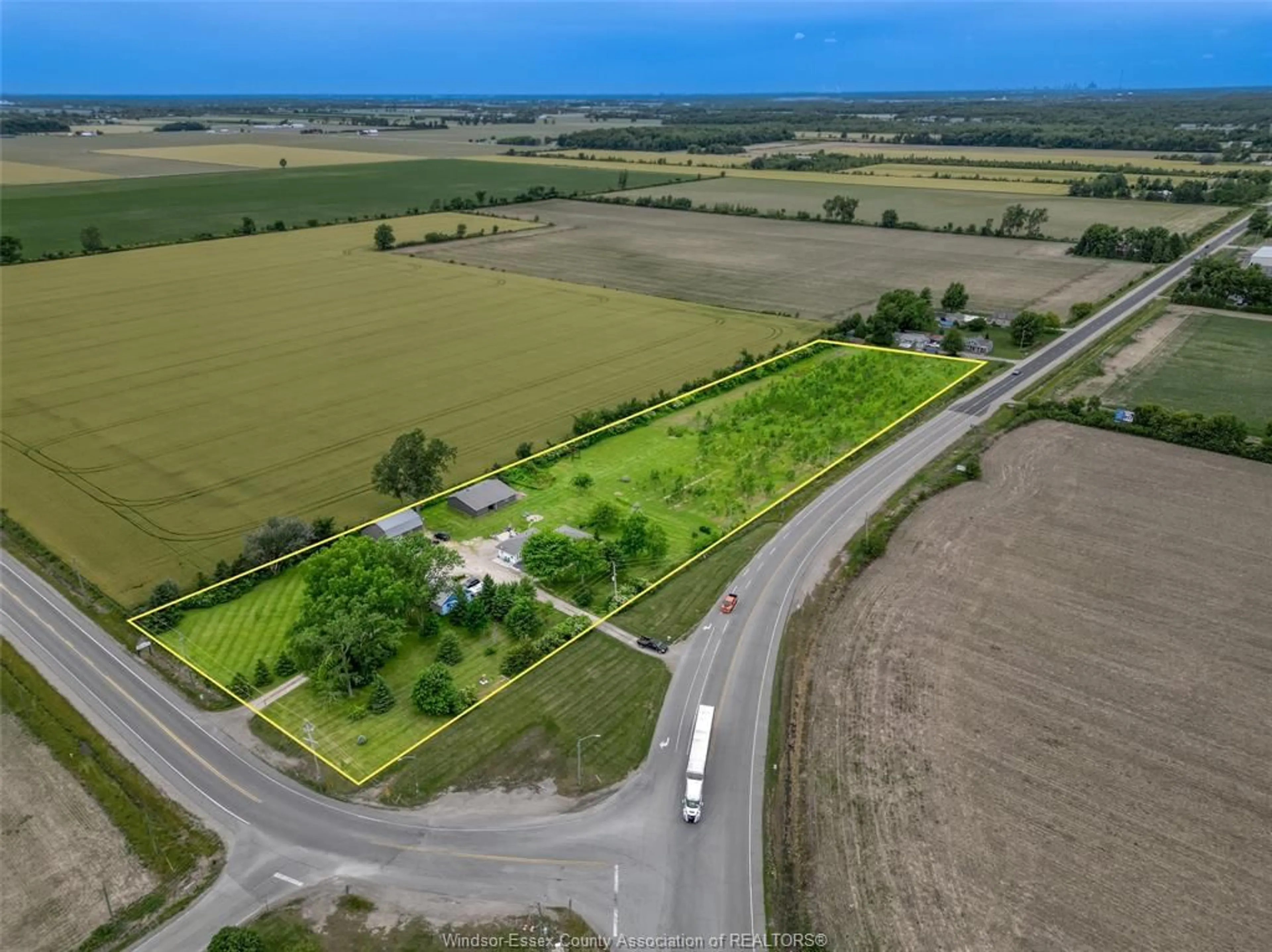 A pic from outside/outdoor area/front of a property/back of a property/a pic from drone, unknown for 10236 COUNTY RD 11, Amherstburg Ontario N0R 1J0