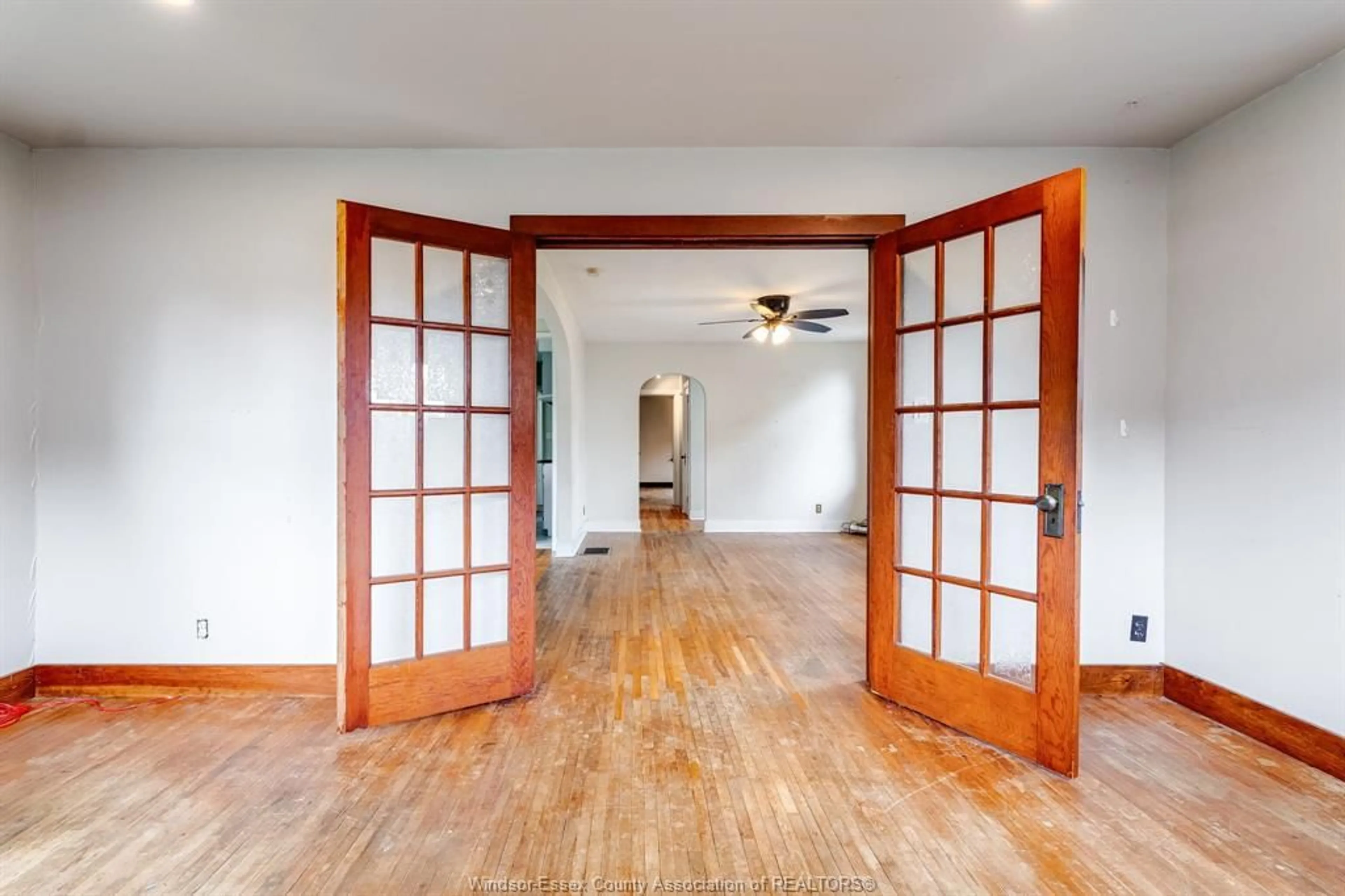 Indoor entryway for 24528 Dashwheel Rd, Tilbury Ontario N0P 2L0