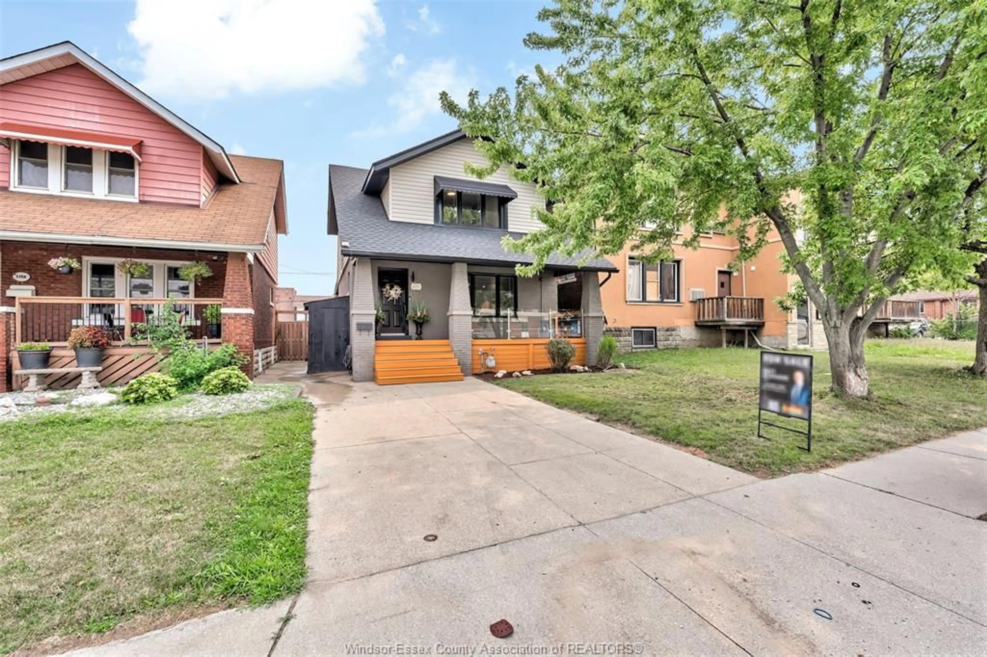 Home with brick exterior material, street for 1362 ELSMERE, Windsor Ontario N8X 4G8