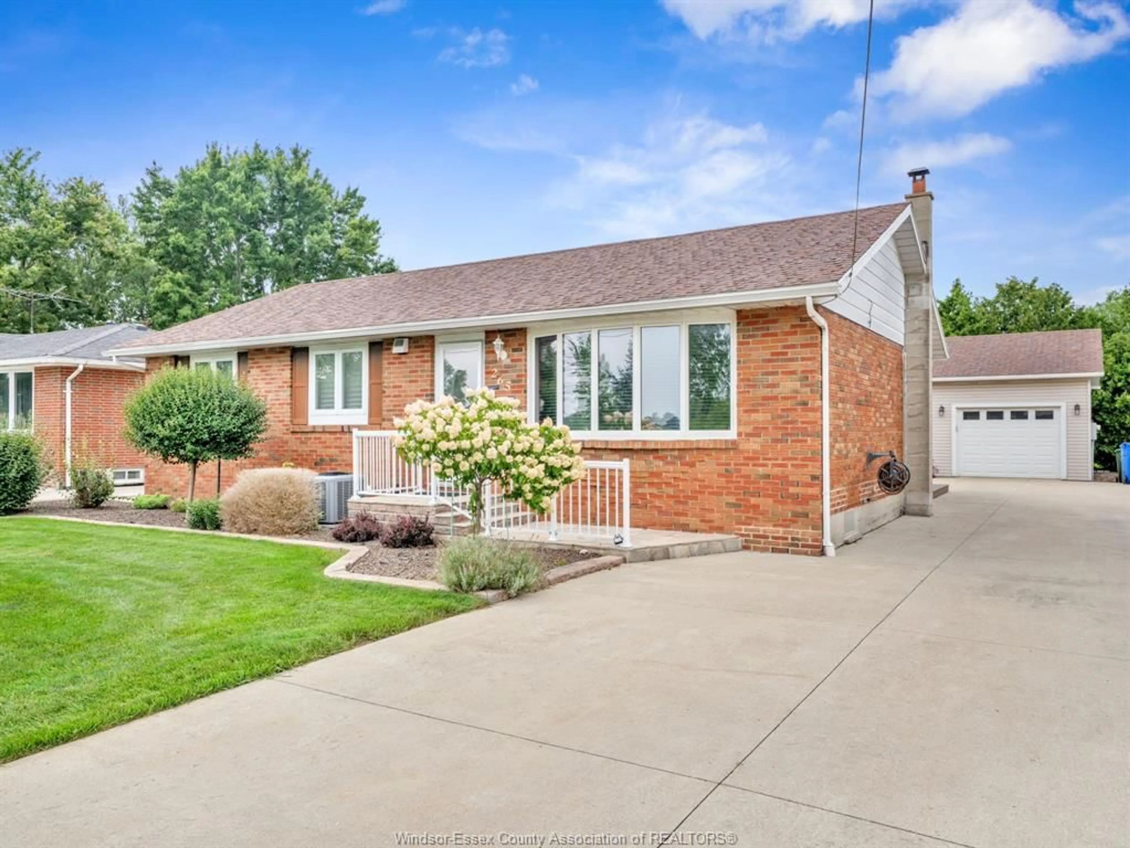 Home with brick exterior material, street for 265 FAIRVIEW Ave, Essex Ontario N9M 2R4