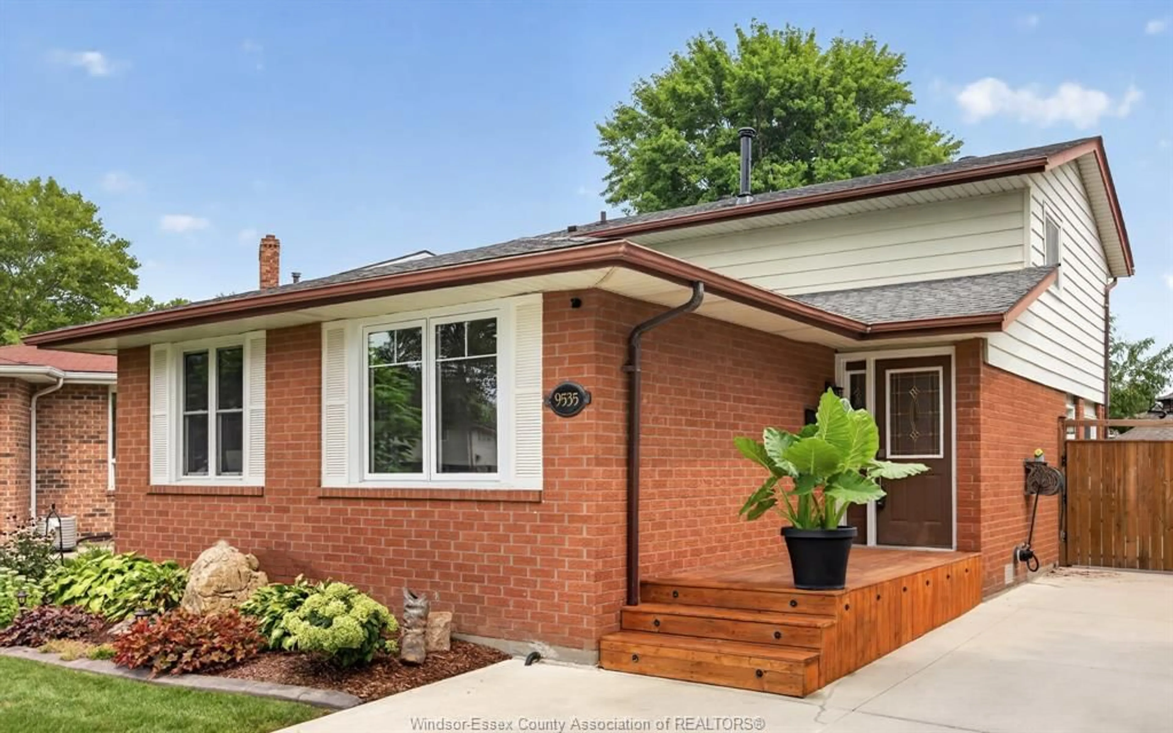 Home with brick exterior material, street for 9535 AVERY Lane, Windsor Ontario N8R 2C1