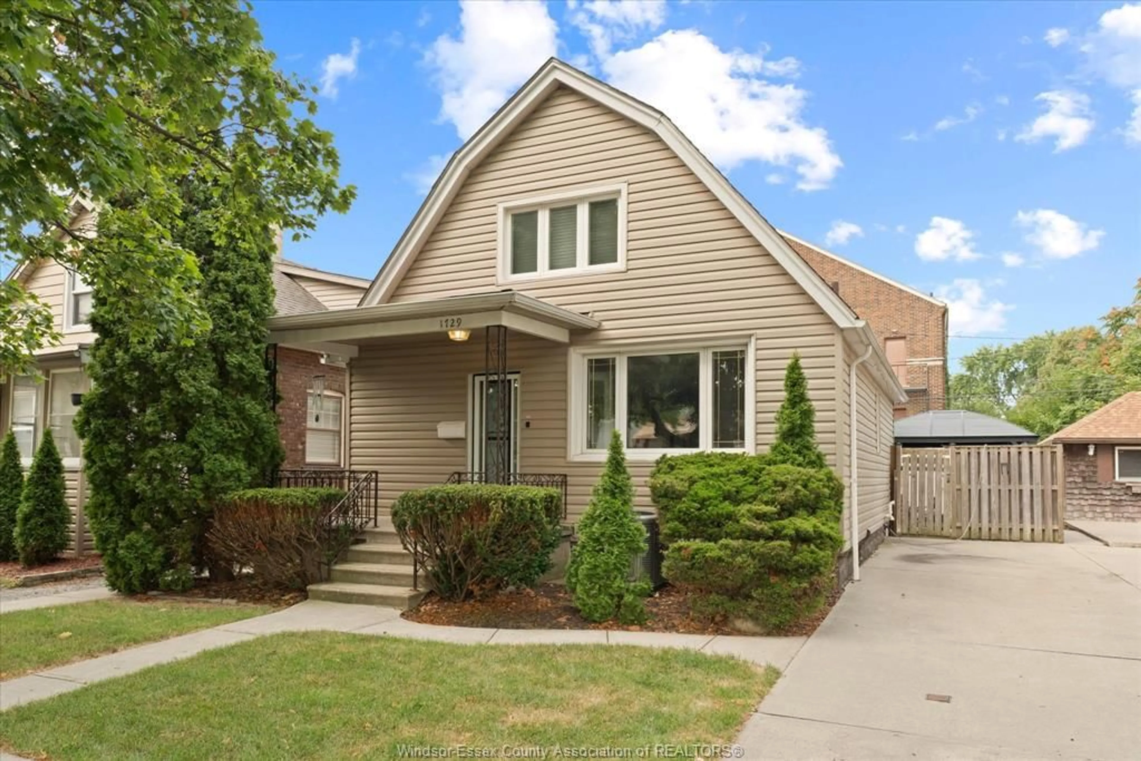 Home with vinyl exterior material, street for 1729 WINDERMERE, Windsor Ontario N8W 2S2