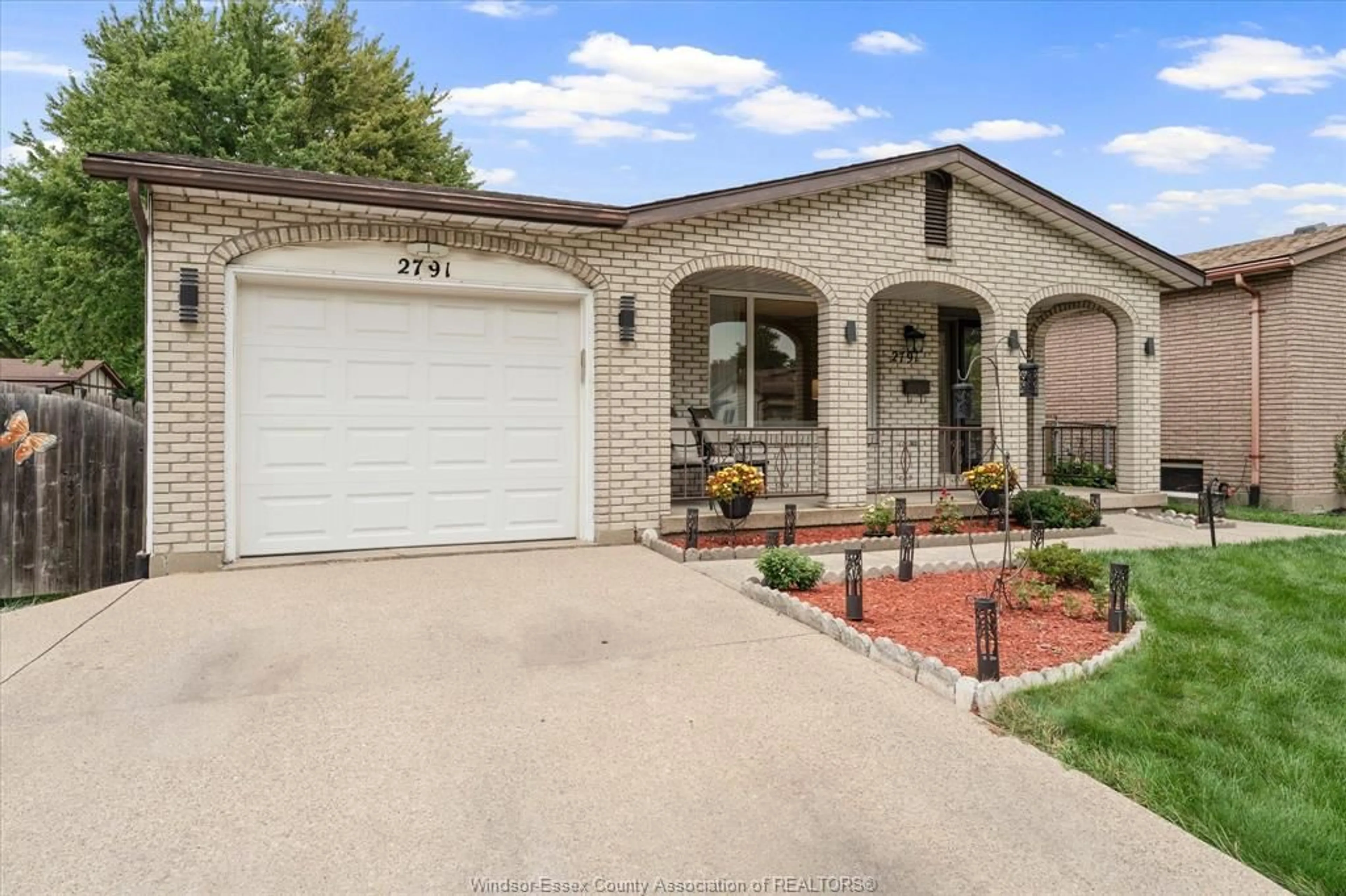 Home with brick exterior material, street for 2791 GARVEY Cres, Windsor Ontario N8W 4W7