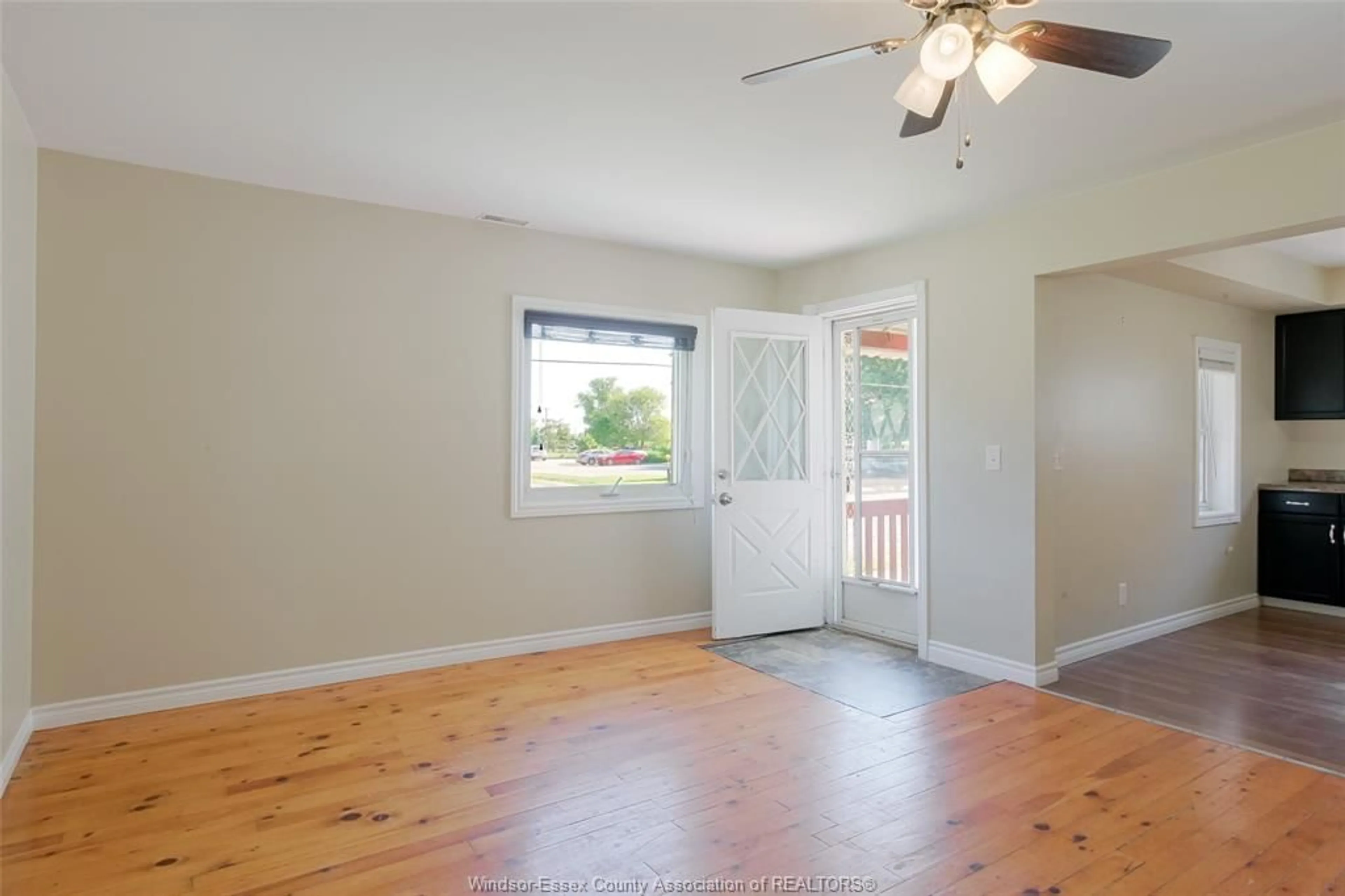 A pic of a room for 6887 TECUMSEH, Lakeshore Ontario N0R 1N0
