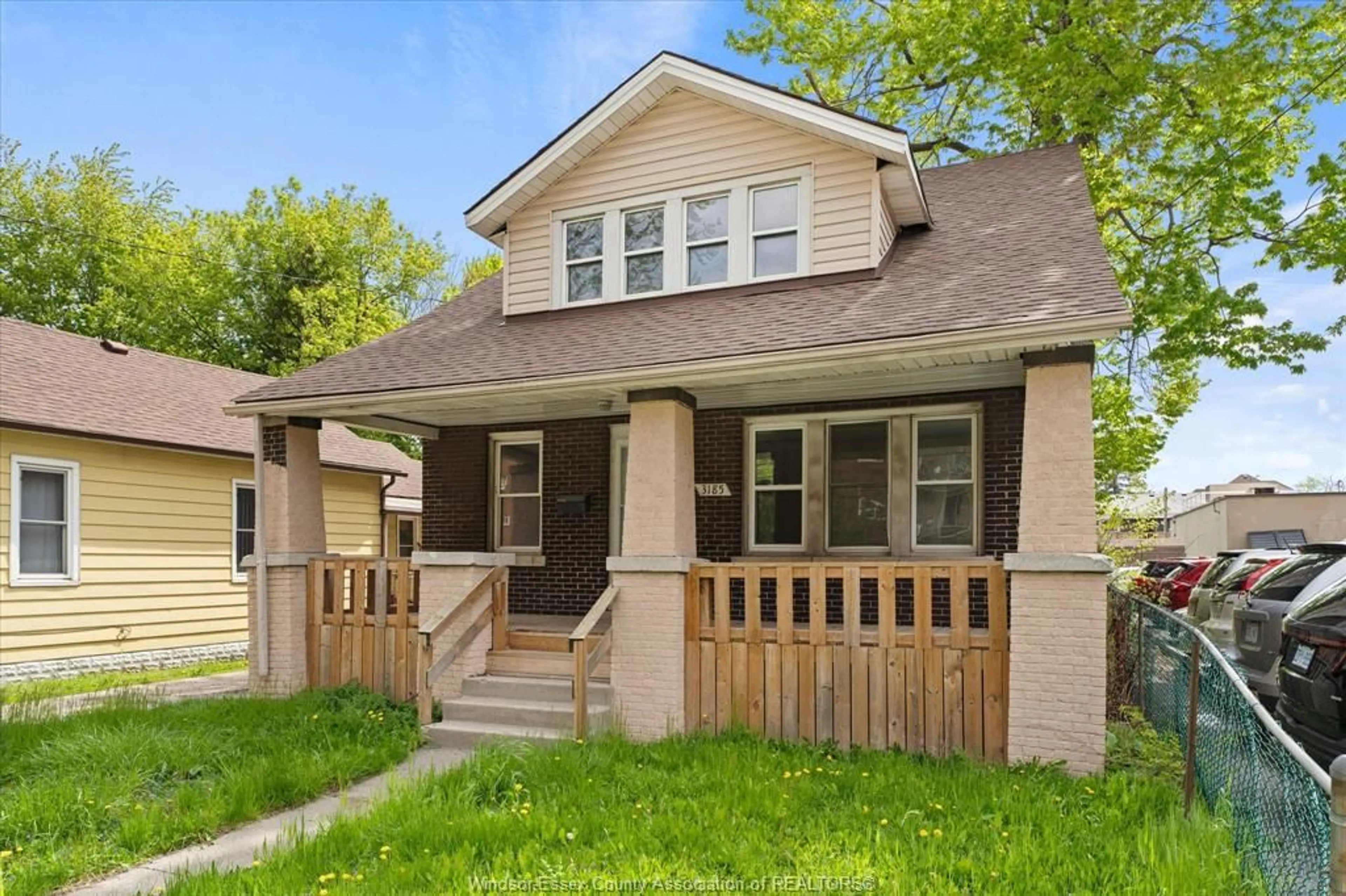 Home with brick exterior material, street for 3185 DONNELLY, Windsor Ontario N9C 1M3