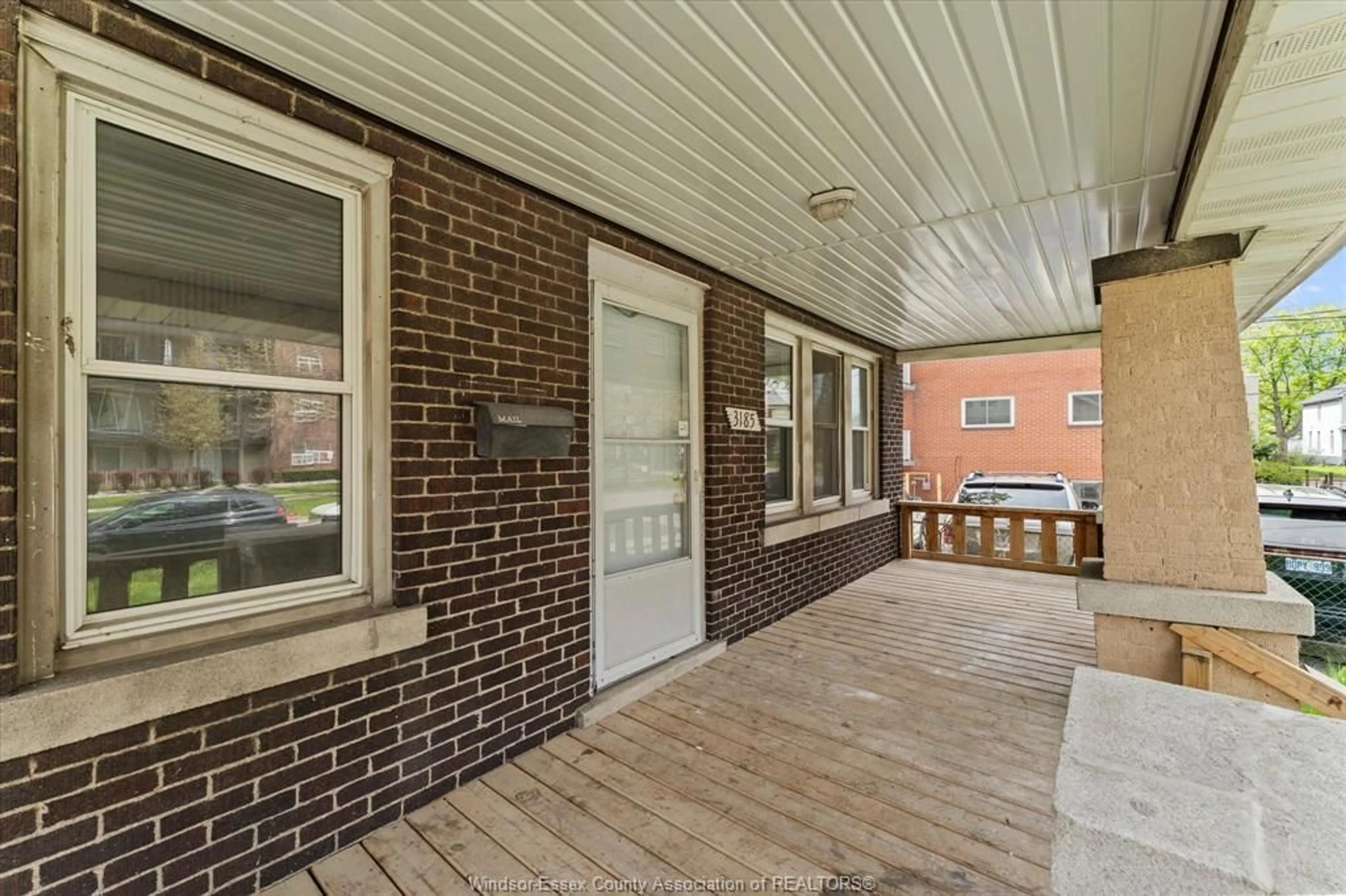 Unknown for 3185 DONNELLY, Windsor Ontario N9C 1M3