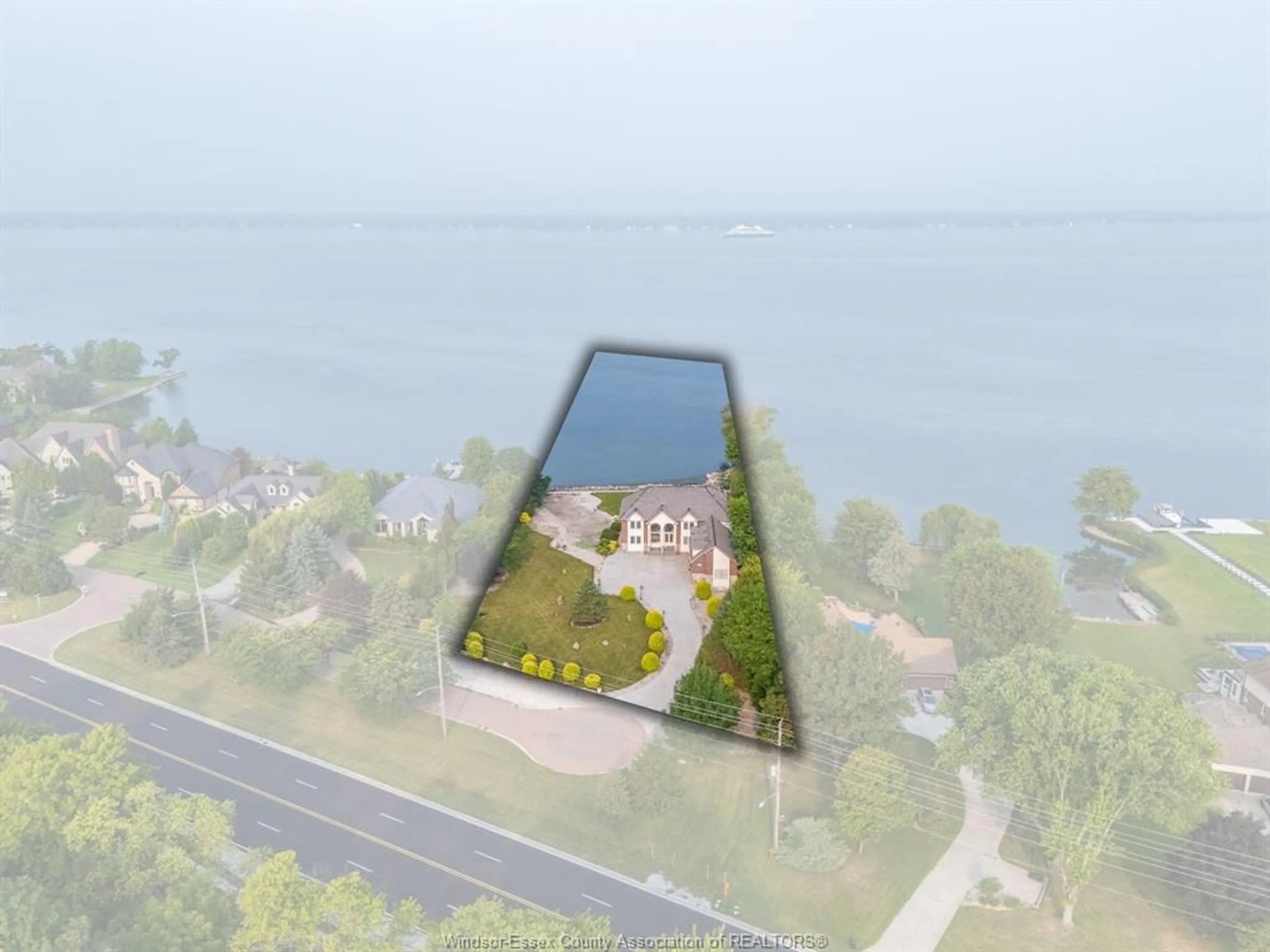 A pic from outside/outdoor area/front of a property/back of a property/a pic from drone, water/lake/river/ocean view for 1360 Windermere Pl, Amherstburg Ontario N9V 3R3