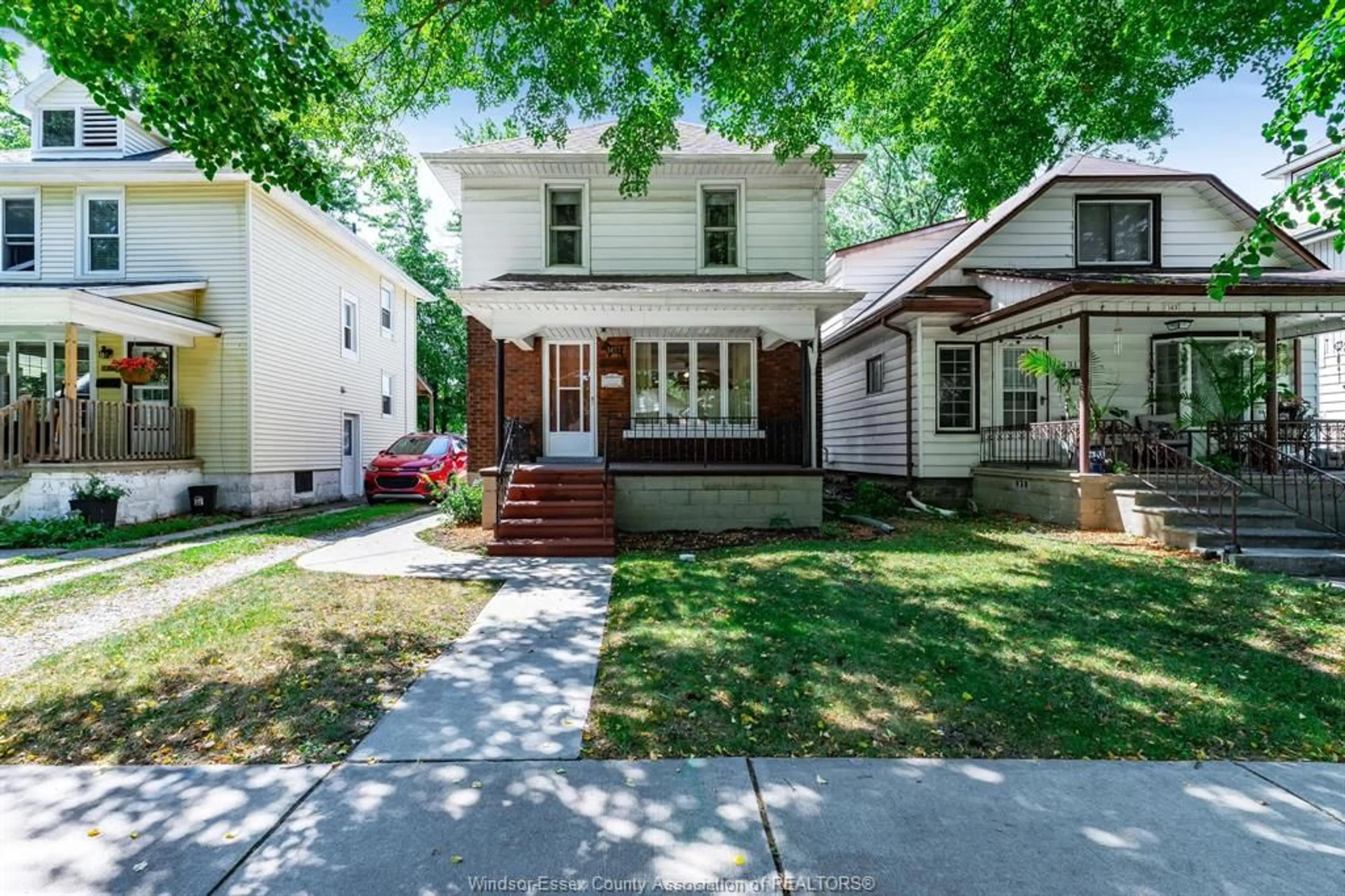 Unknown for 1437 Gladstone Ave, Windsor Ontario N8X 2P9