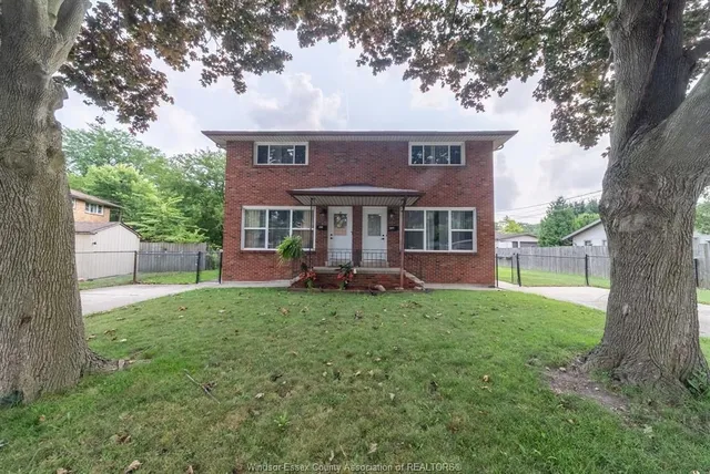824-826 SMEETON, Windsor 1