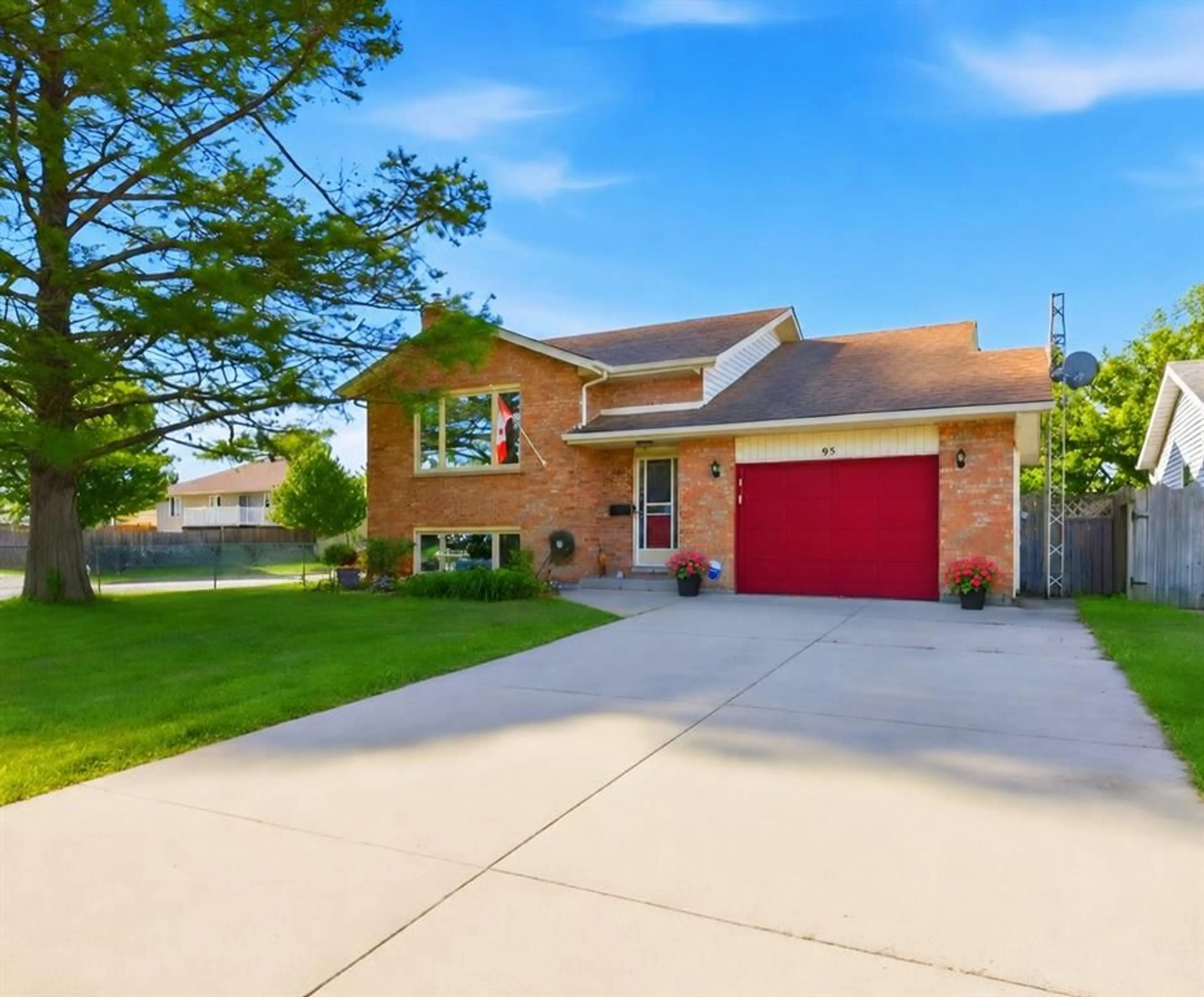 Home with brick exterior material, street for 95 Turner Dr, Sarnia Ontario N7S 5G6