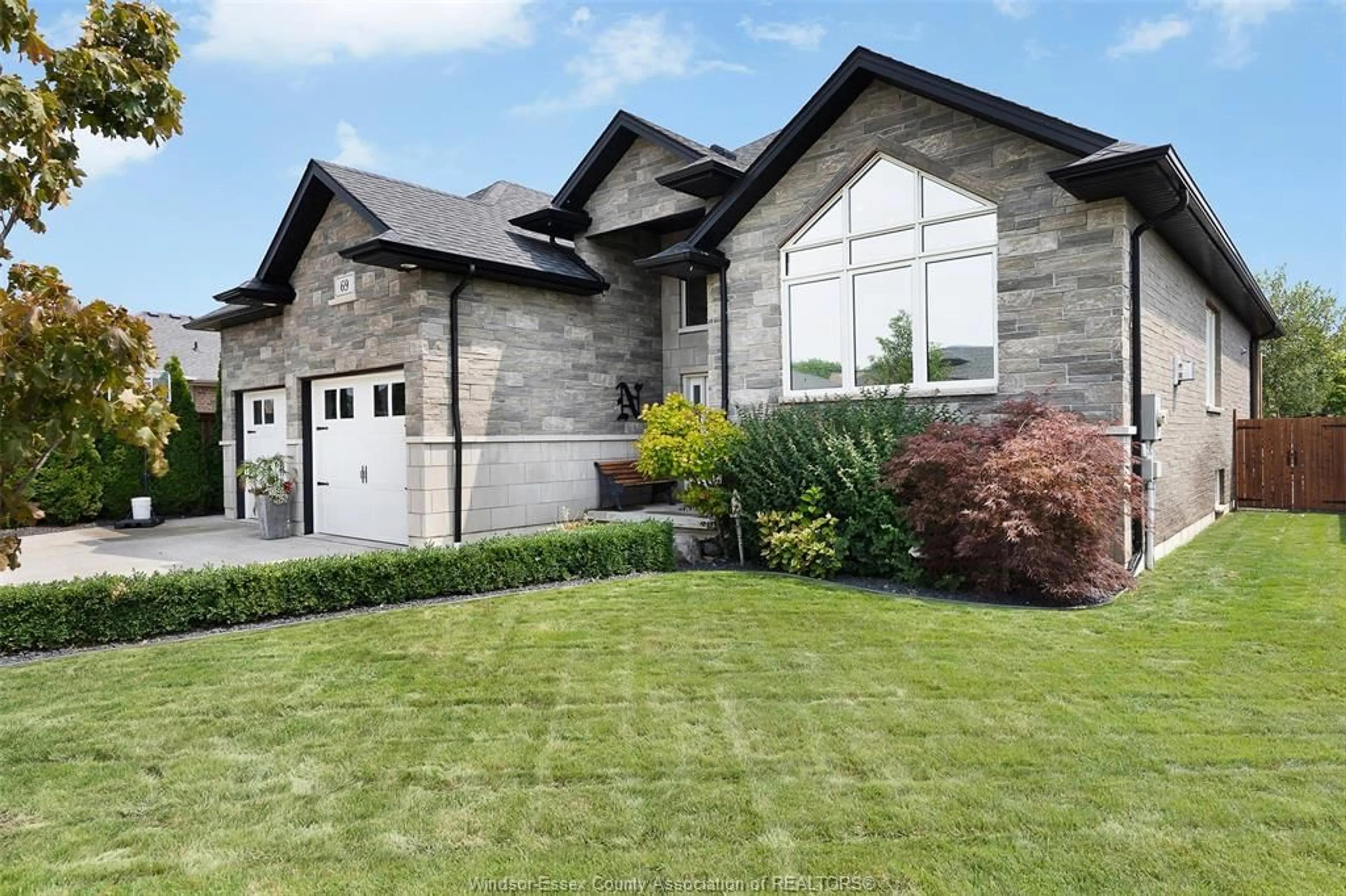 Home with brick exterior material, unknown for 69 Conservation Blvd, Kingsville Ontario N9Y 0E5