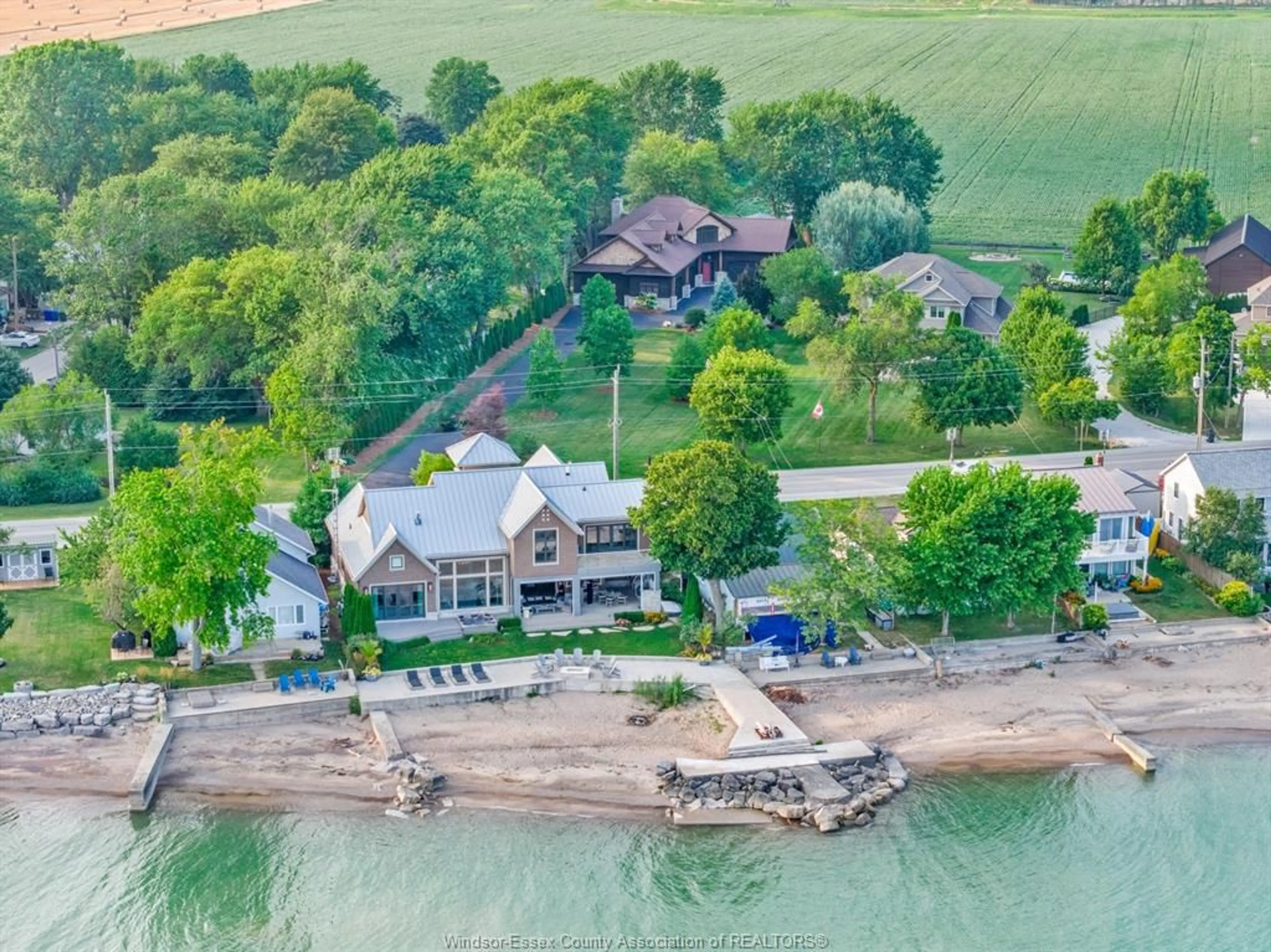 A pic from outside/outdoor area/front of a property/back of a property/a pic from drone, water/lake/river/ocean view for 1501 HERITAGE Rd, Kingsville Ontario N9Y 2E6