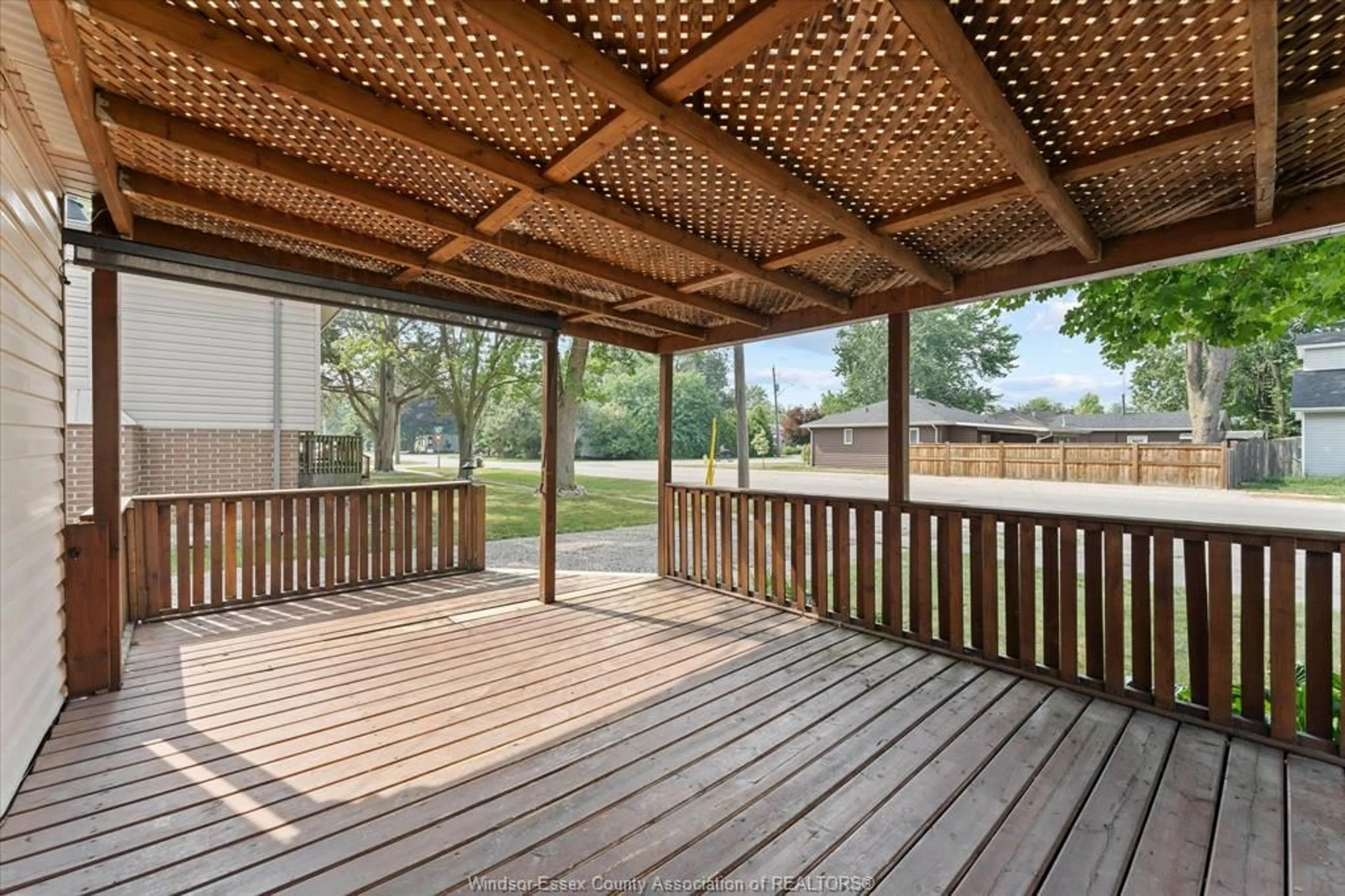 Patio, street for 414 ST LOUIS, Belle River Ontario N0R 1A0