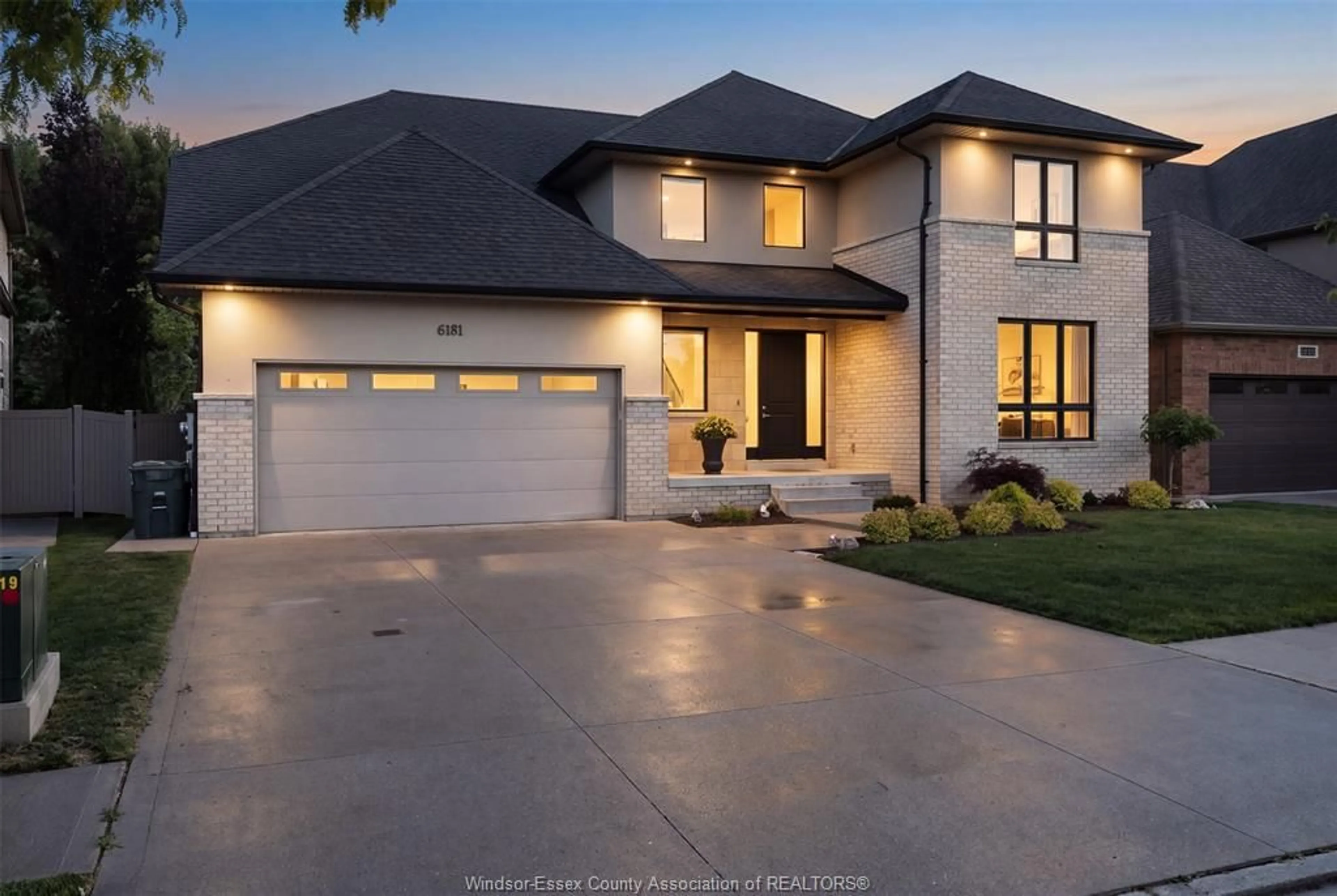 Home with vinyl exterior material, street for 6181 SILVER MAPLE, LaSalle Ontario N9H 0C1