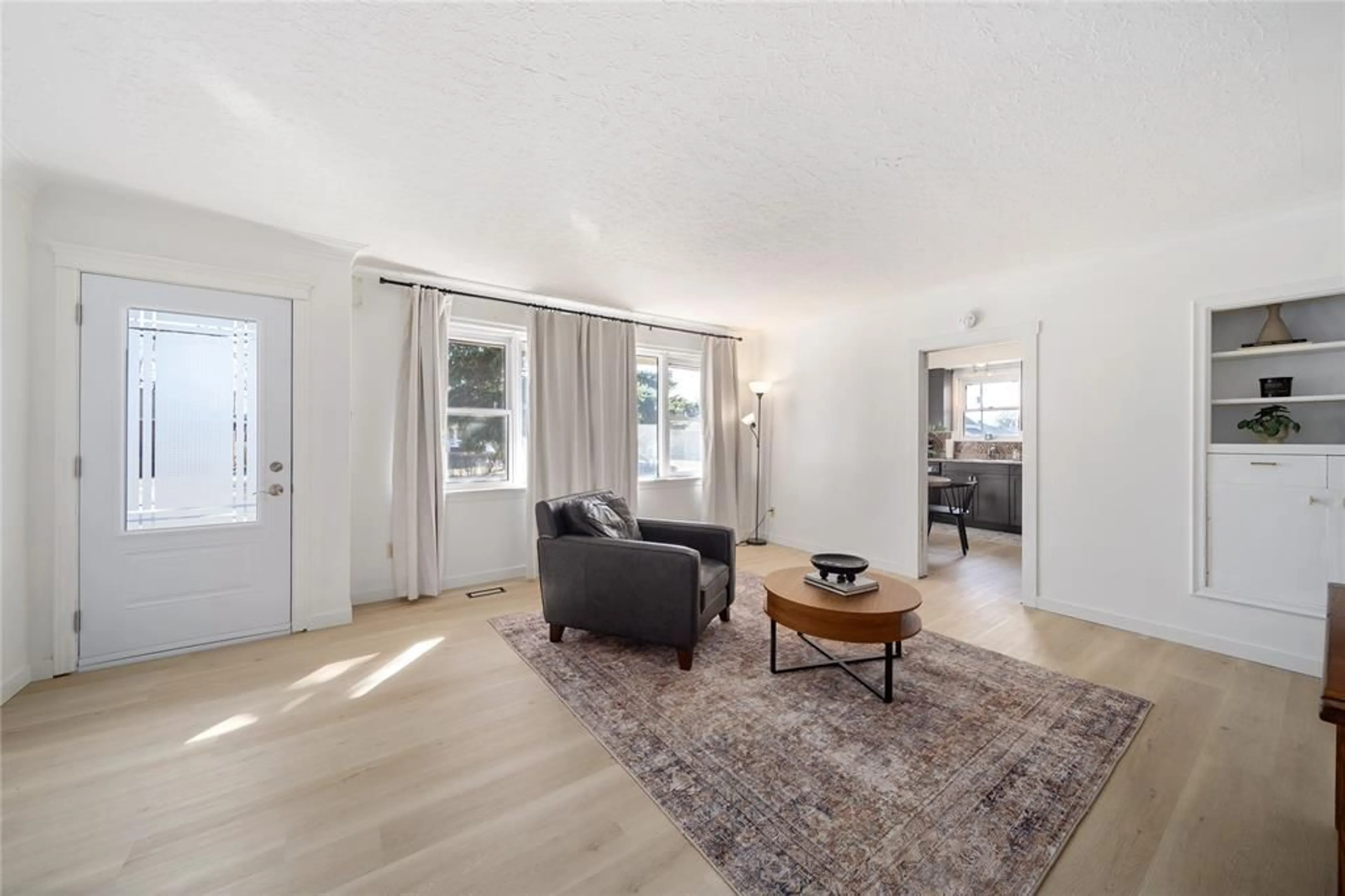 Living room with furniture, unknown for 236 PAGET St, St Clair Ontario N0N 1G0