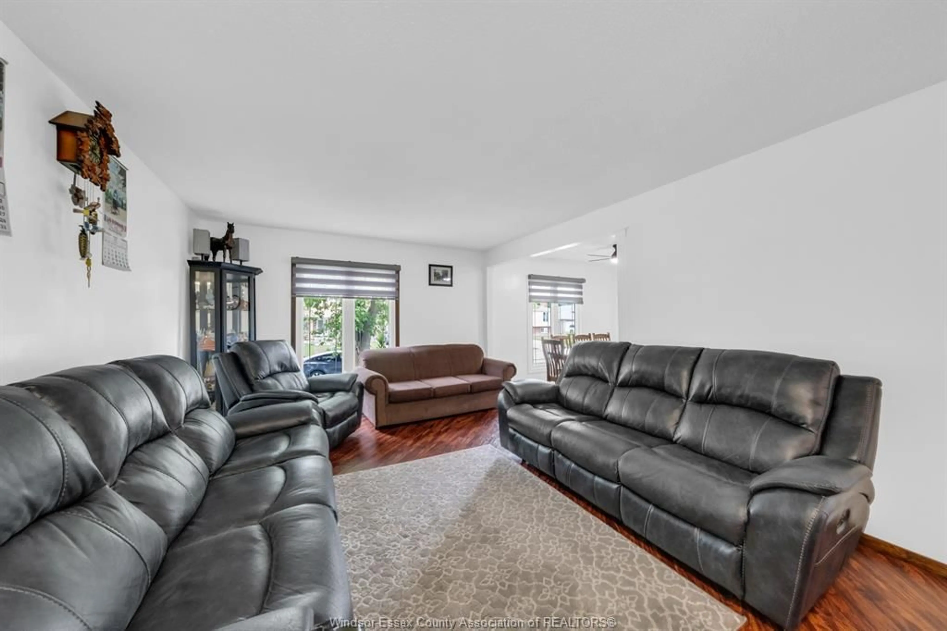 Living room with furniture, unknown for 46 Plumbrook Dr, Leamington Ontario N8H 4K9