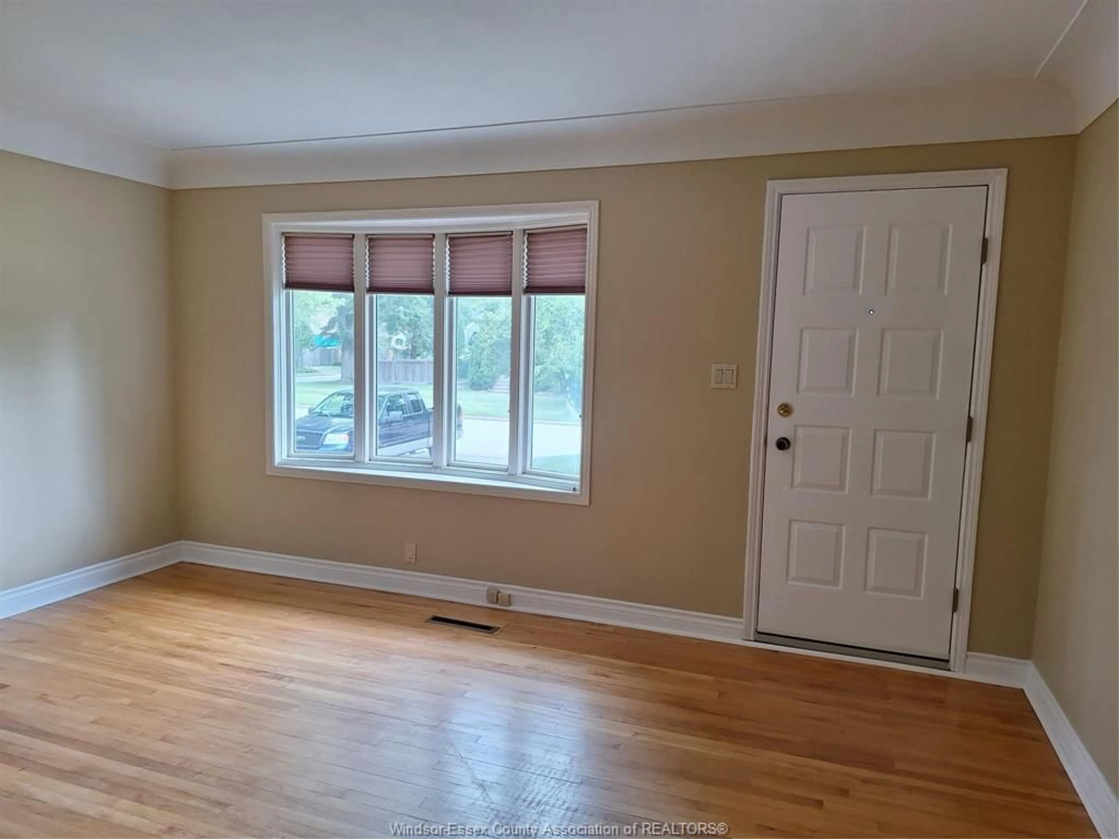 A pic of a room for 3987 CASGRAIN, Windsor Ontario N9E 2R9