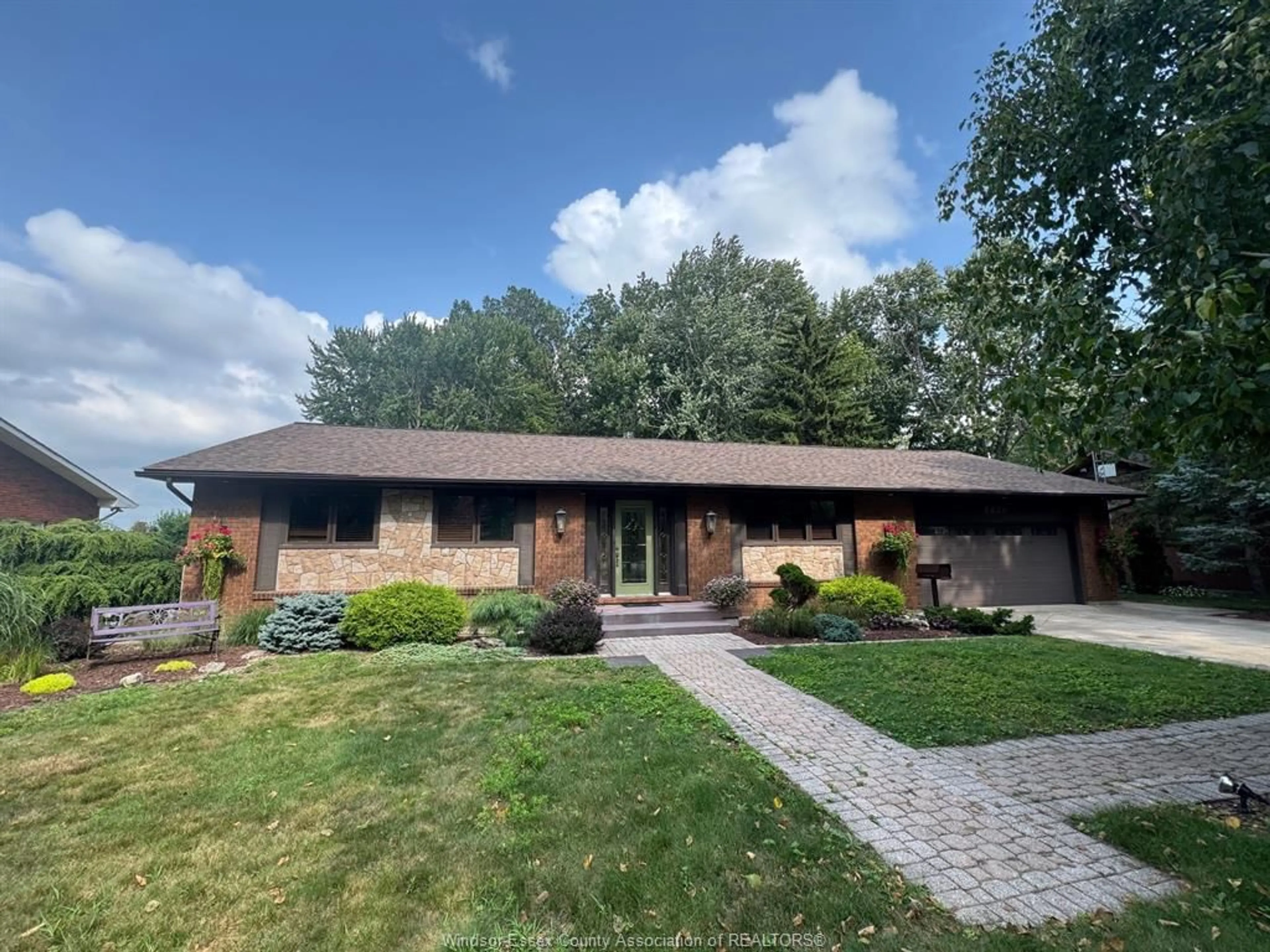 A pic from outside/outdoor area/front of a property/back of a property/a pic from drone, street for 6660 DISPUTED, LaSalle Ontario N9H 1V1