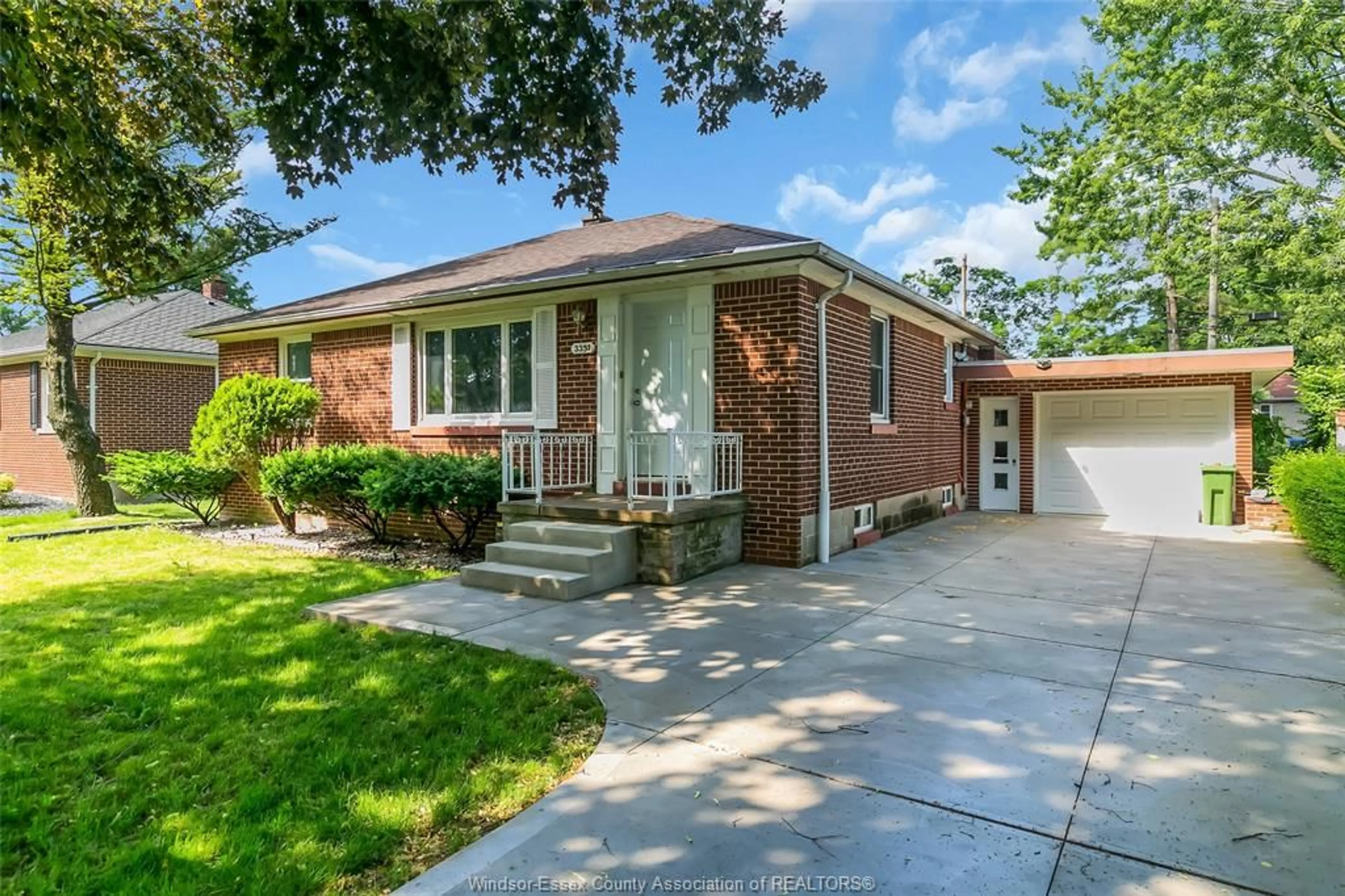 Home with brick exterior material, street for 3331 LONGFELLOW, Windsor Ontario N9E 2L7
