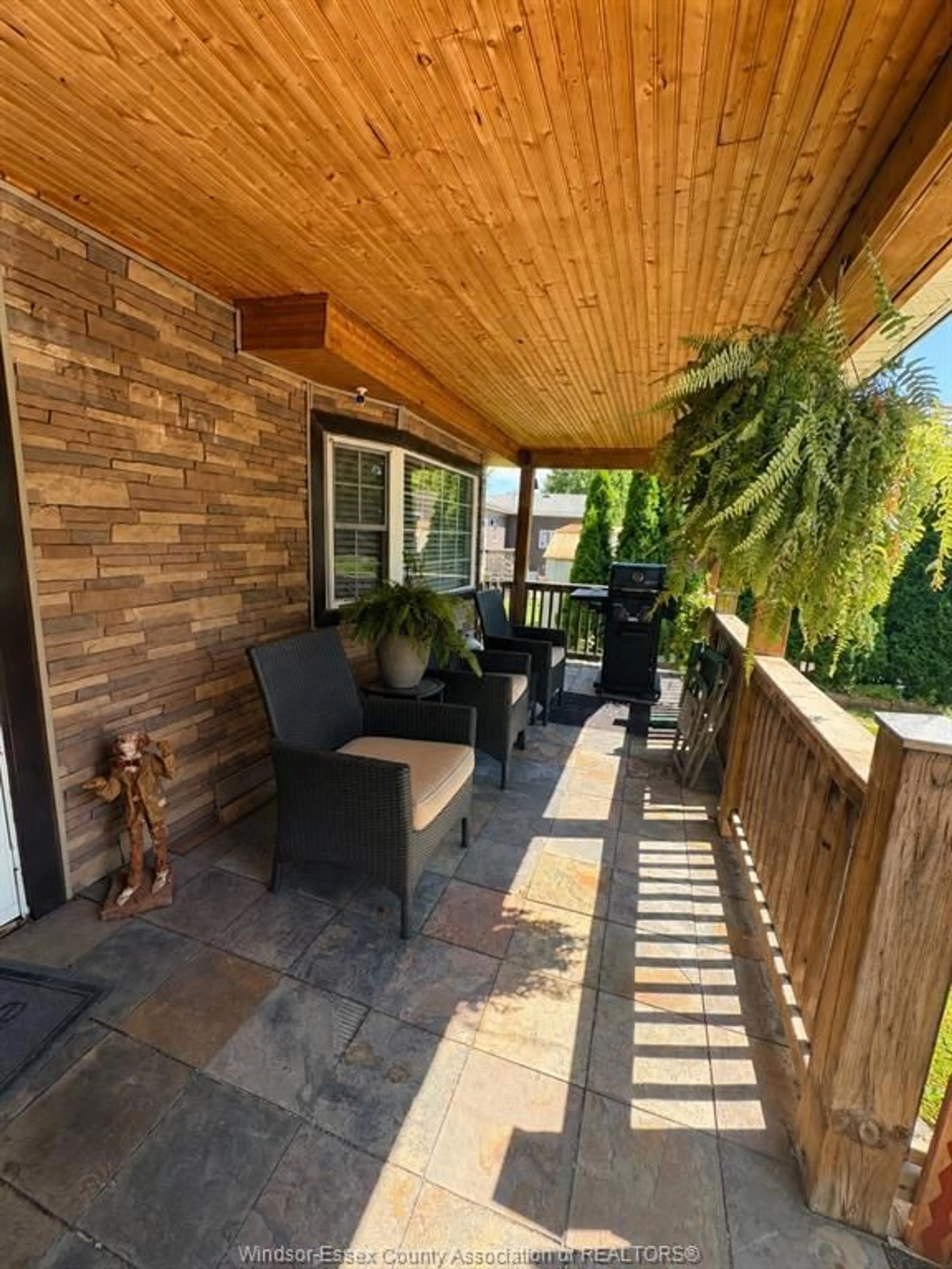 Patio, street for 187 DANA Dr, Essex Ontario N8M 2Y6