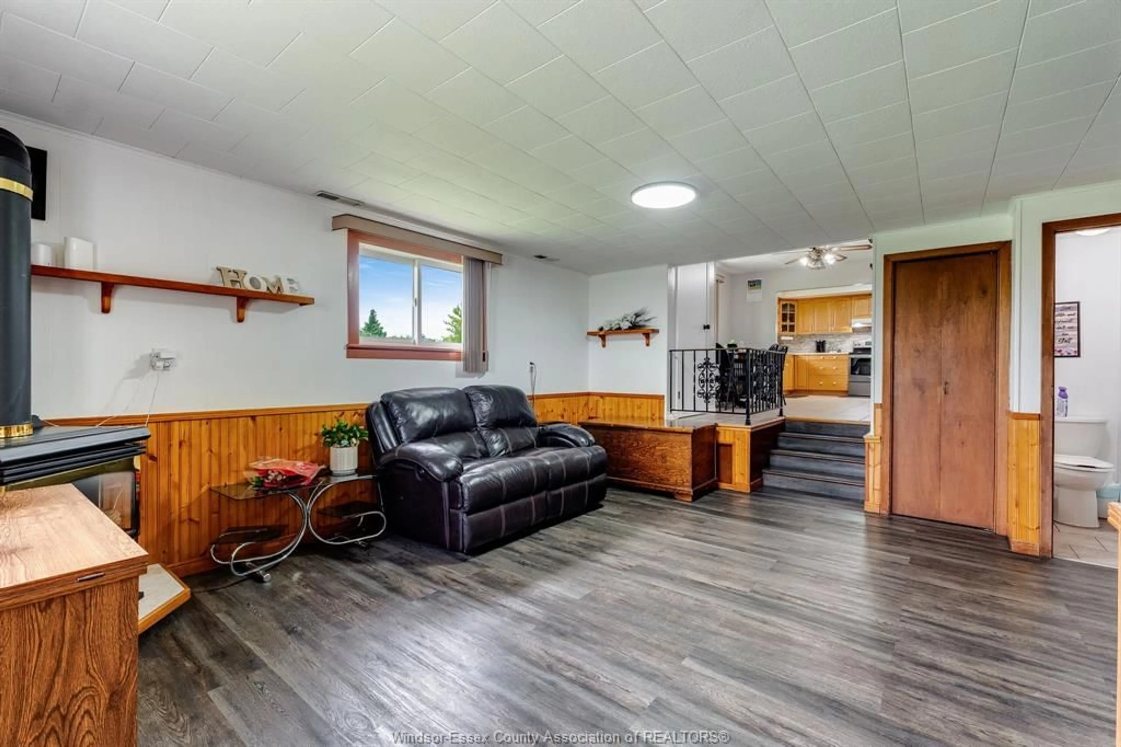 Living room with furniture, unknown for 21300 Tecumseh Rd, Tilbury North Ontario N0P 2L0