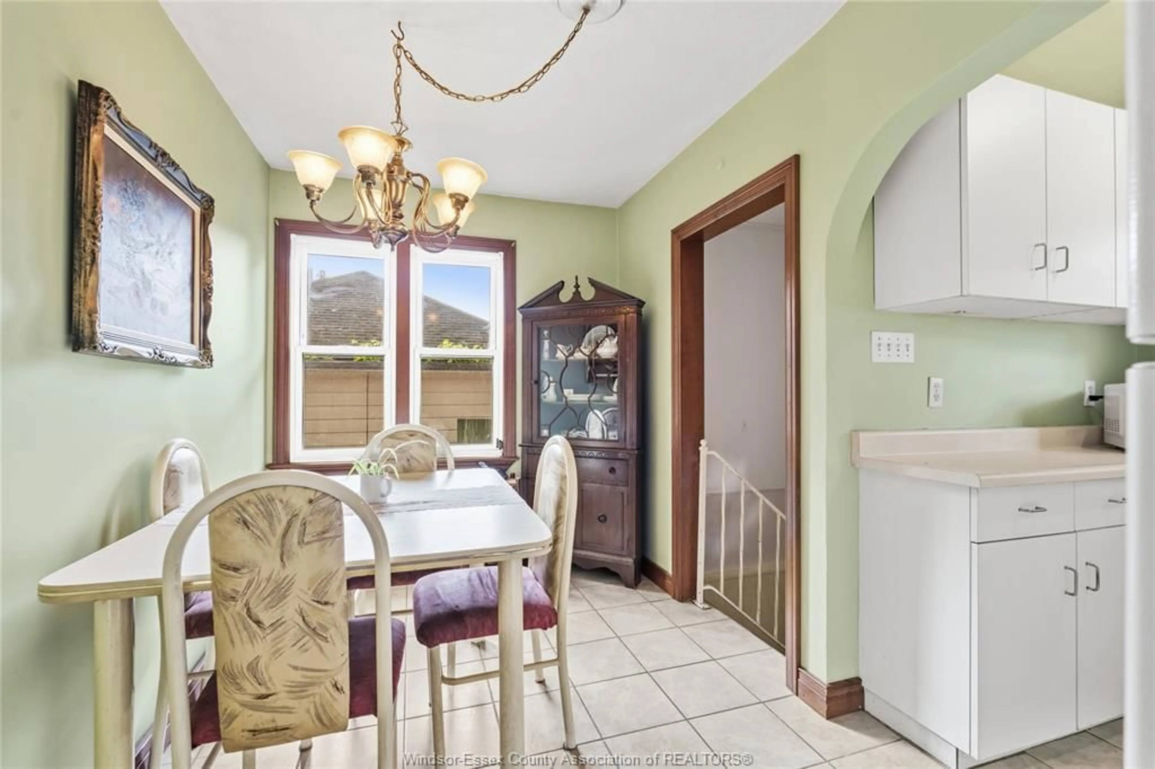 Dining room, ceramic/tile floor for 1535 BUCKINGHAM Dr, Windsor Ontario N8T 2A3