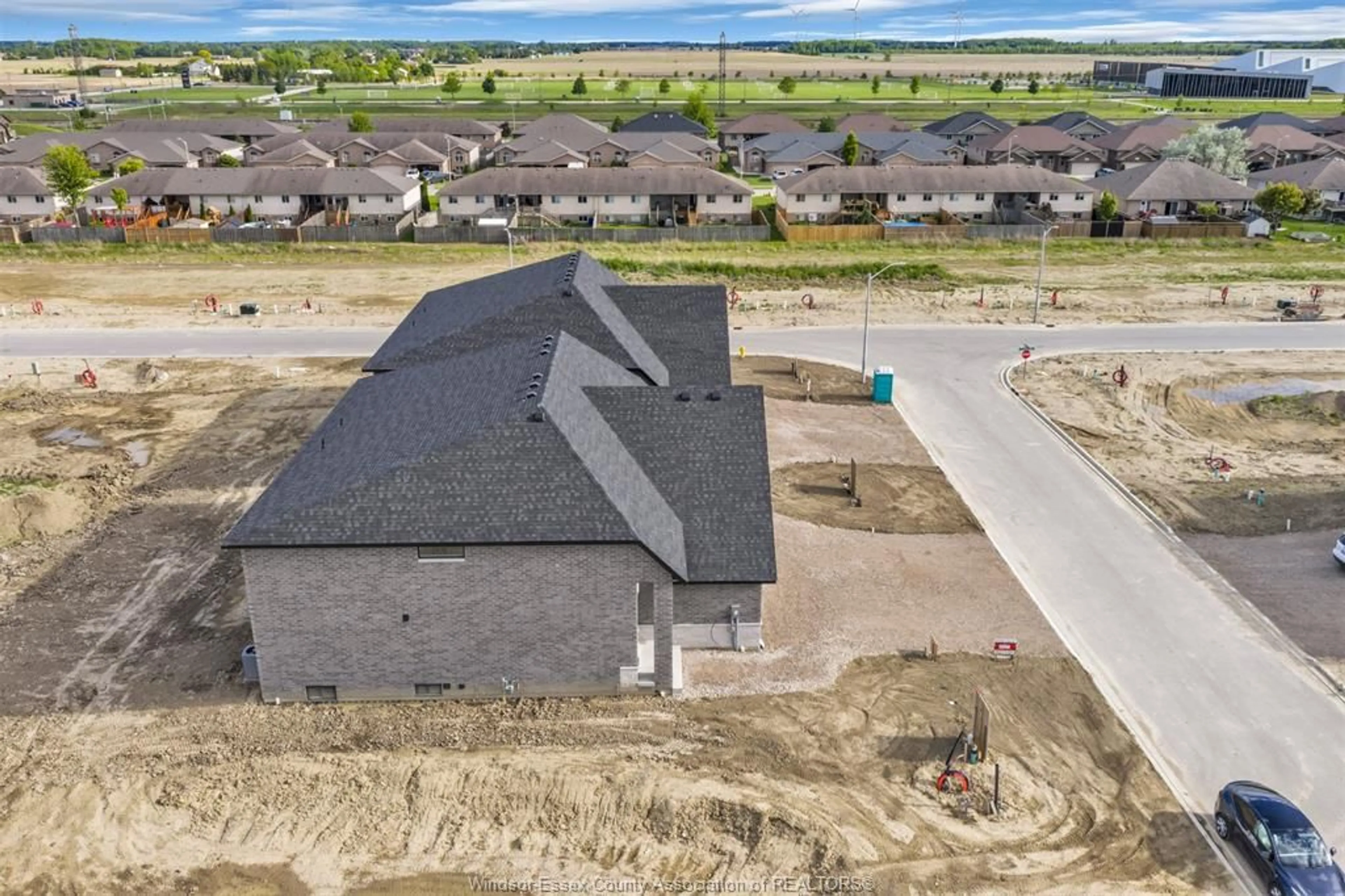 A pic from outside/outdoor area/front of a property/back of a property/a pic from drone, unknown for 664 LINDEN, Lakeshore Ontario N0R 1A0