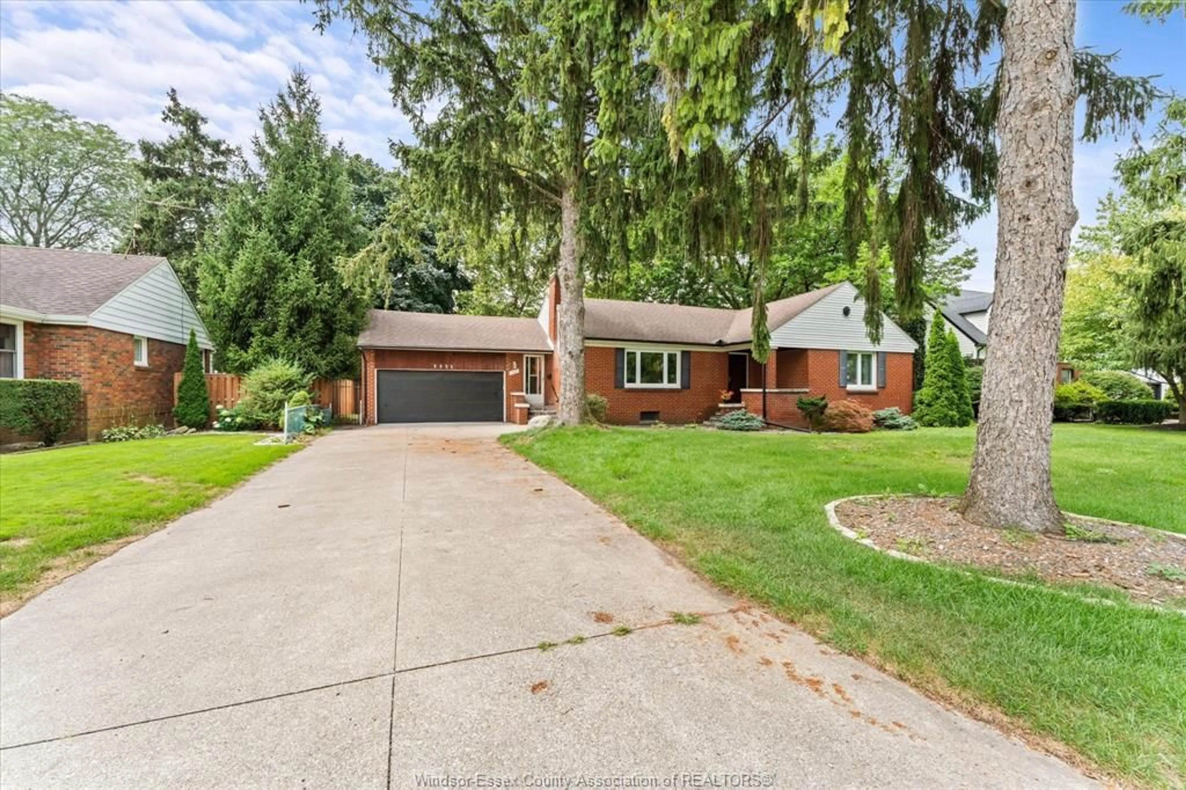 Home with brick exterior material, street for 3325 CHURCH St, Windsor Ontario N9E 1V3