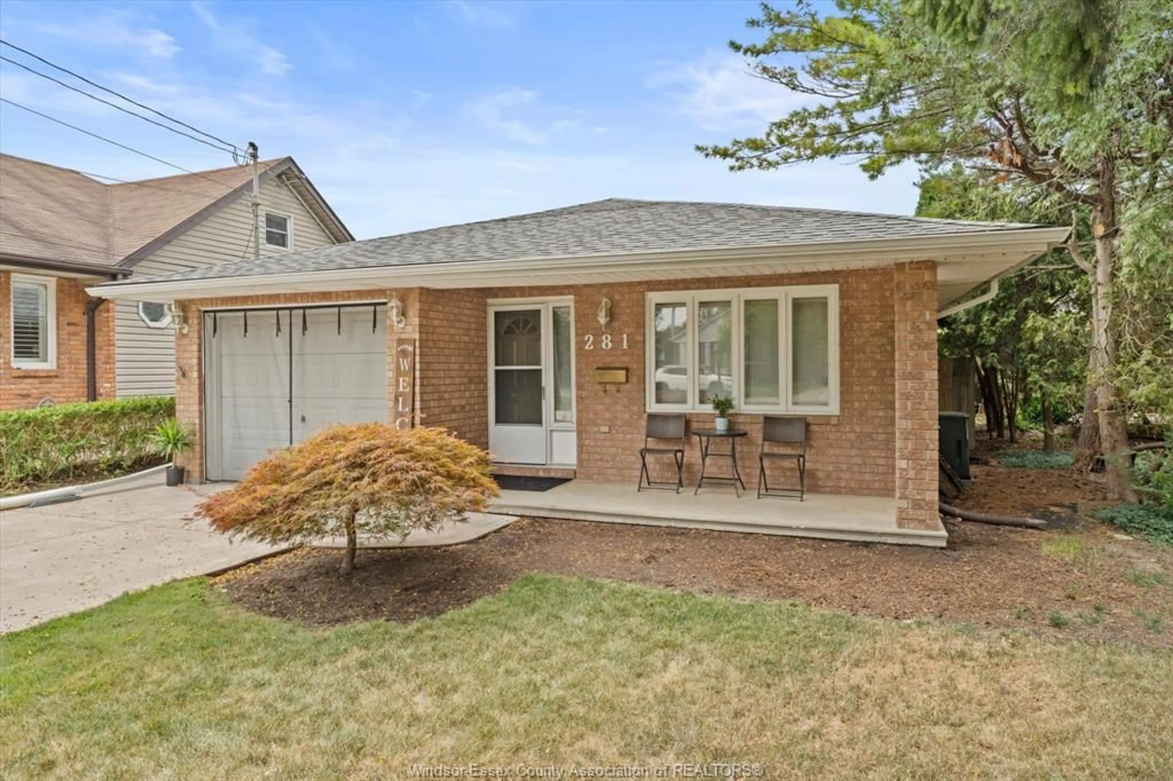 Home with brick exterior material, street for 281 ST PAUL Ave, Windsor Ontario N8S 3K7