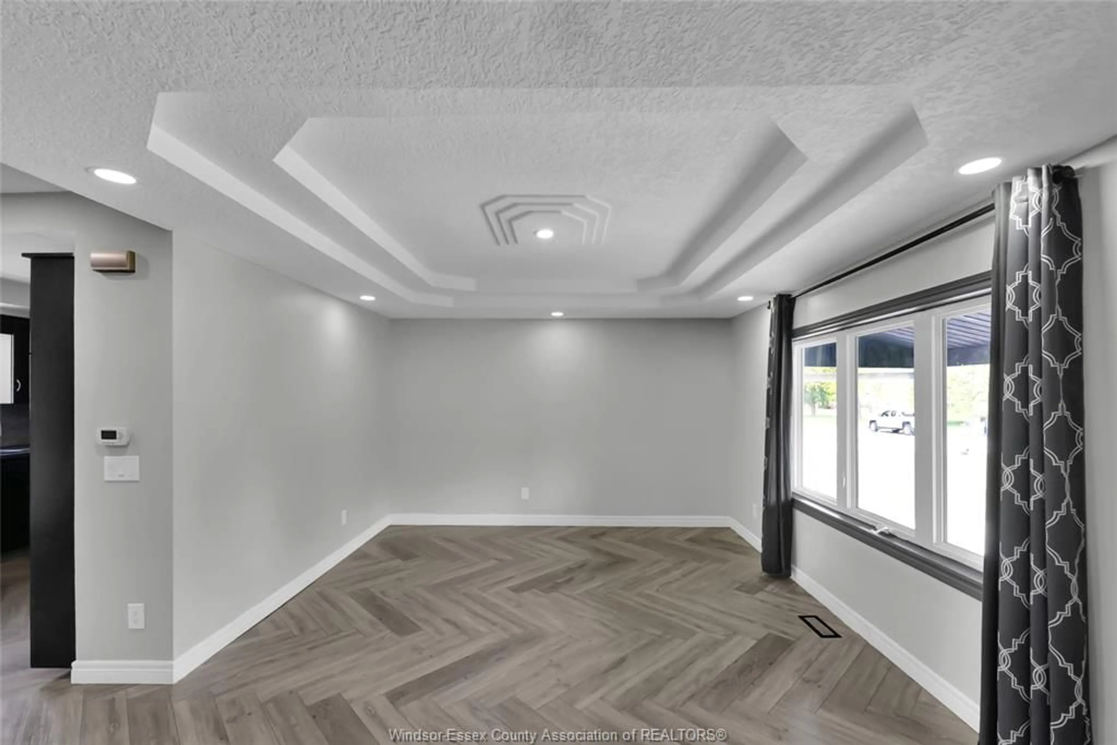 Unknown for 74 CHESTNUT Dr, Chatham Ontario N7M 4Z1