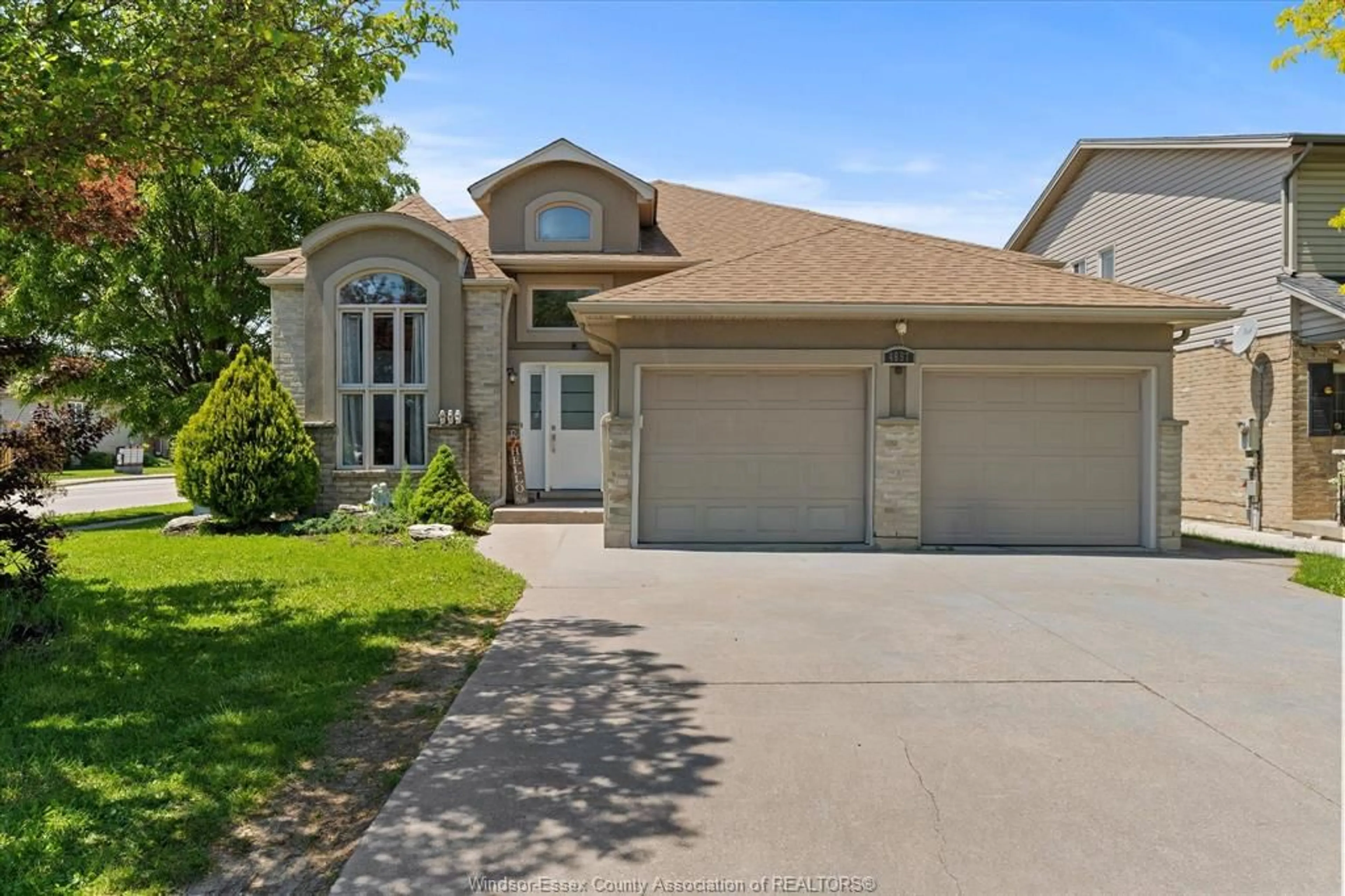 Unknown for 4697 HELSINKI Cres, Windsor Ontario N9G 3G2