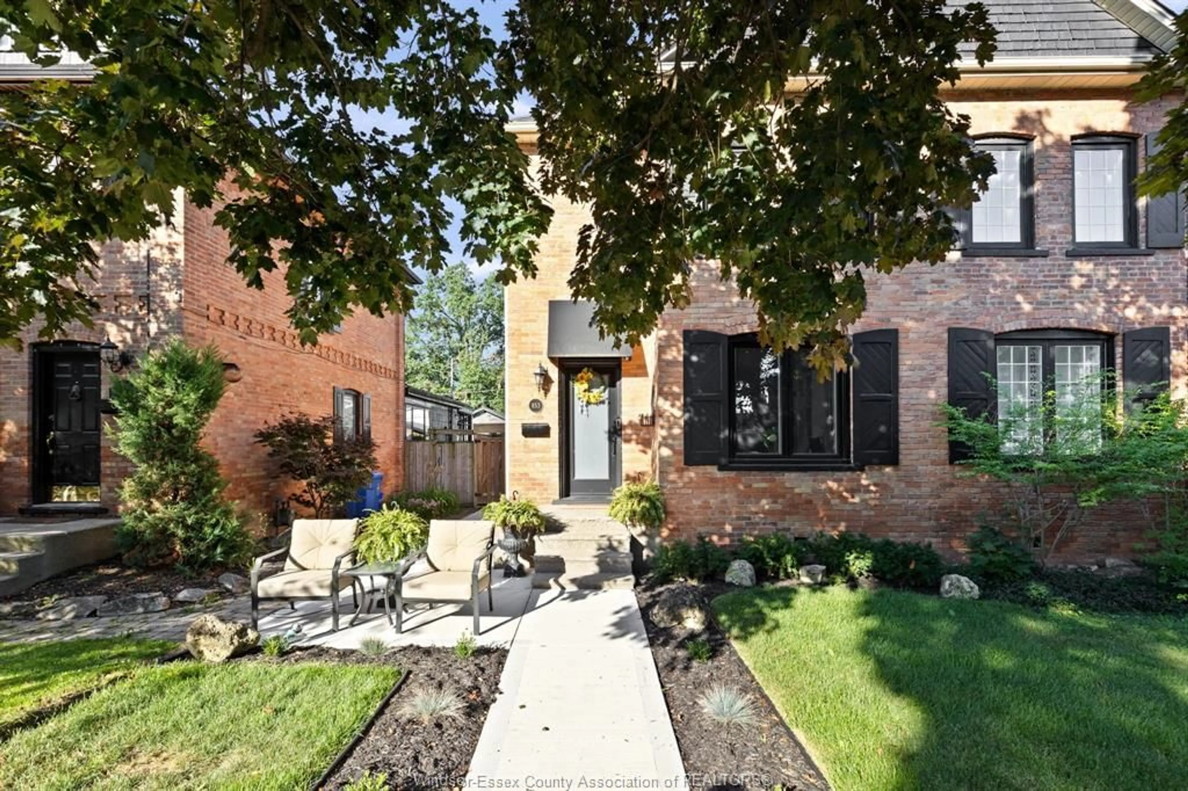 Home with brick exterior material, street for 853 MONMOUTH, Windsor Ontario N8Y 3L5