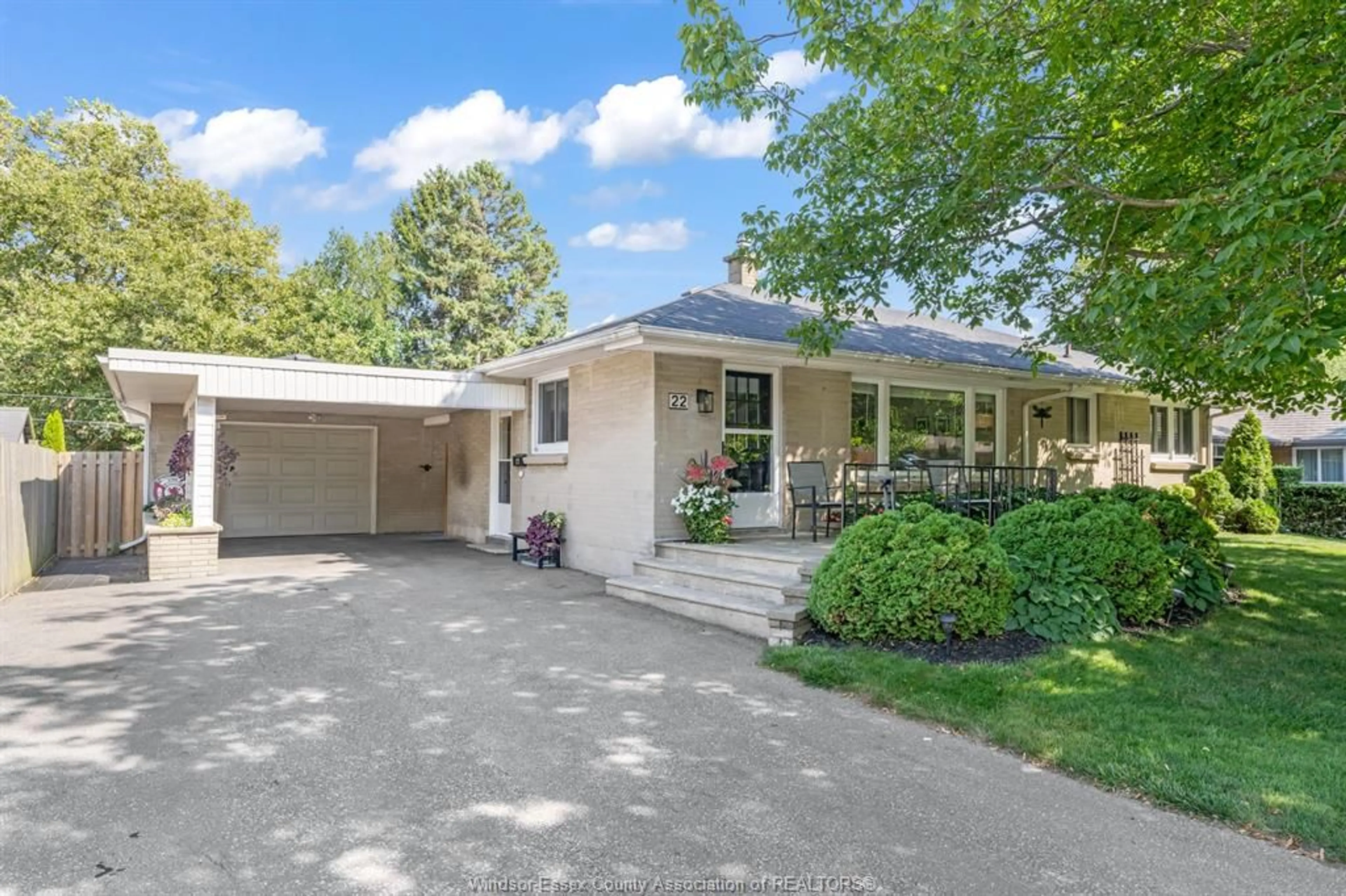 Unknown for 22 DANFORTH, Leamington Ontario N8H 2P7