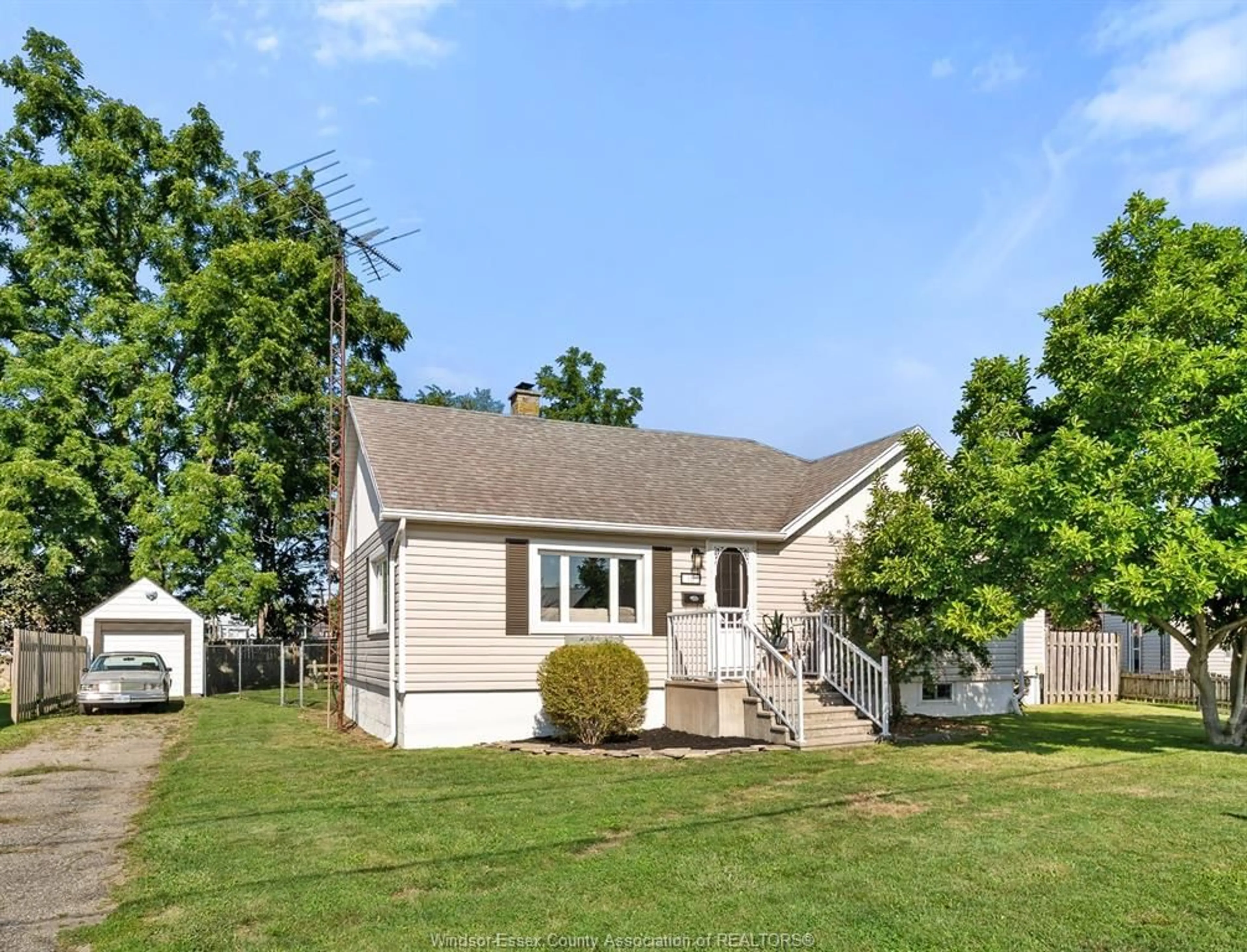 Home with vinyl exterior material, street for 15 John St W, Blenheim Ontario N0P 1A0