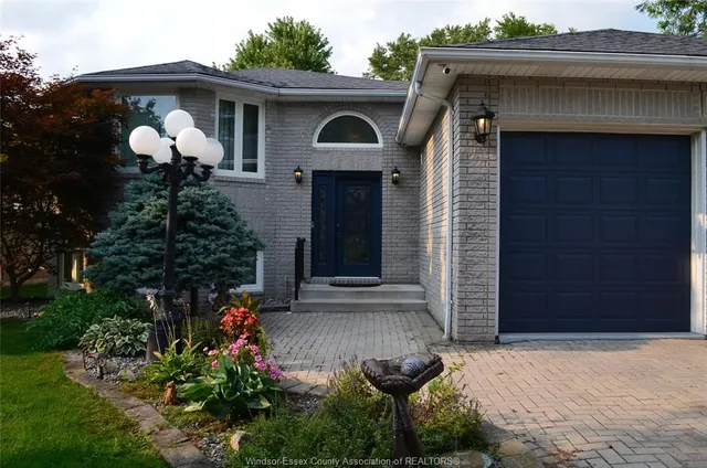 1270 WOODMOUNT Cres, LaSalle 2