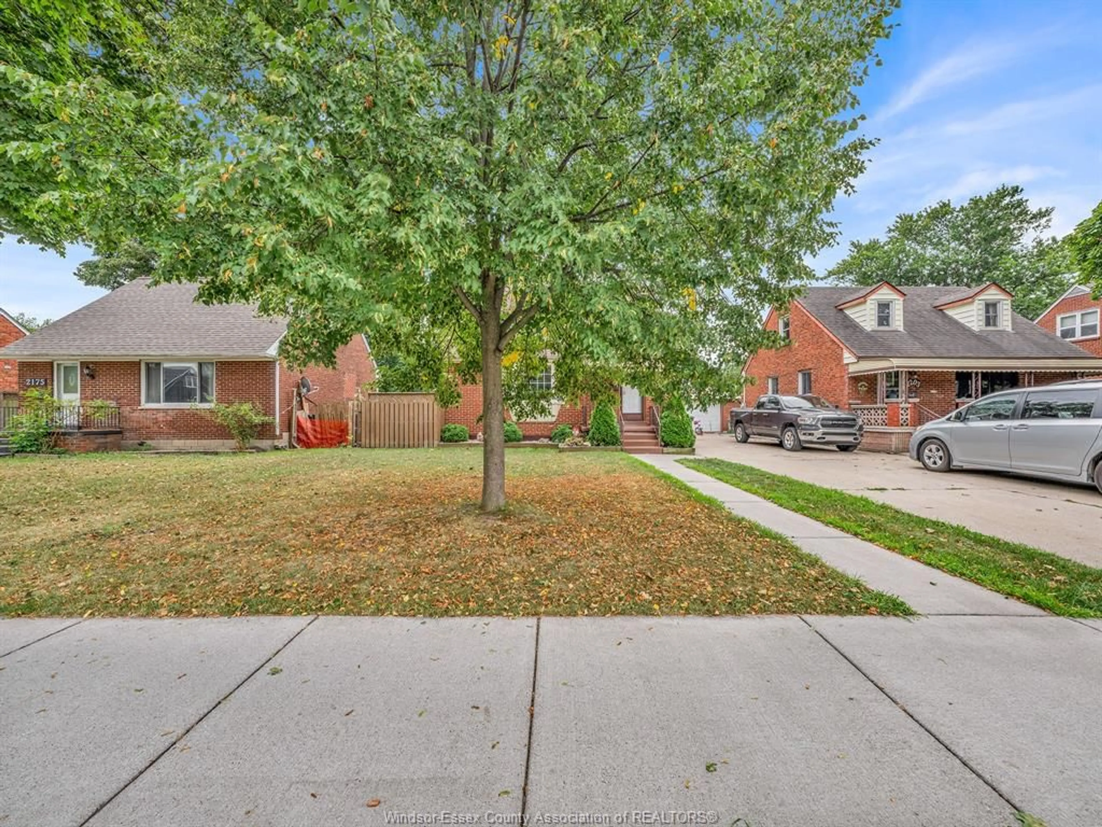 Home with brick exterior material, street for 2187 GIRARDOT, Windsor Ontario N9B 1R3