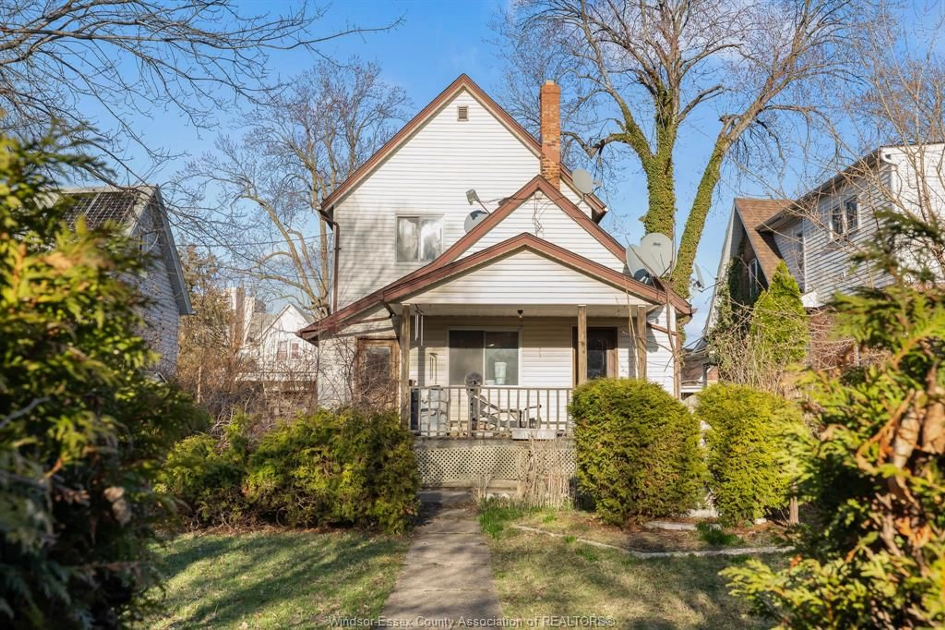 Home with brick exterior material, street for 497 Caron Ave, Windsor Ontario N9A 5B5