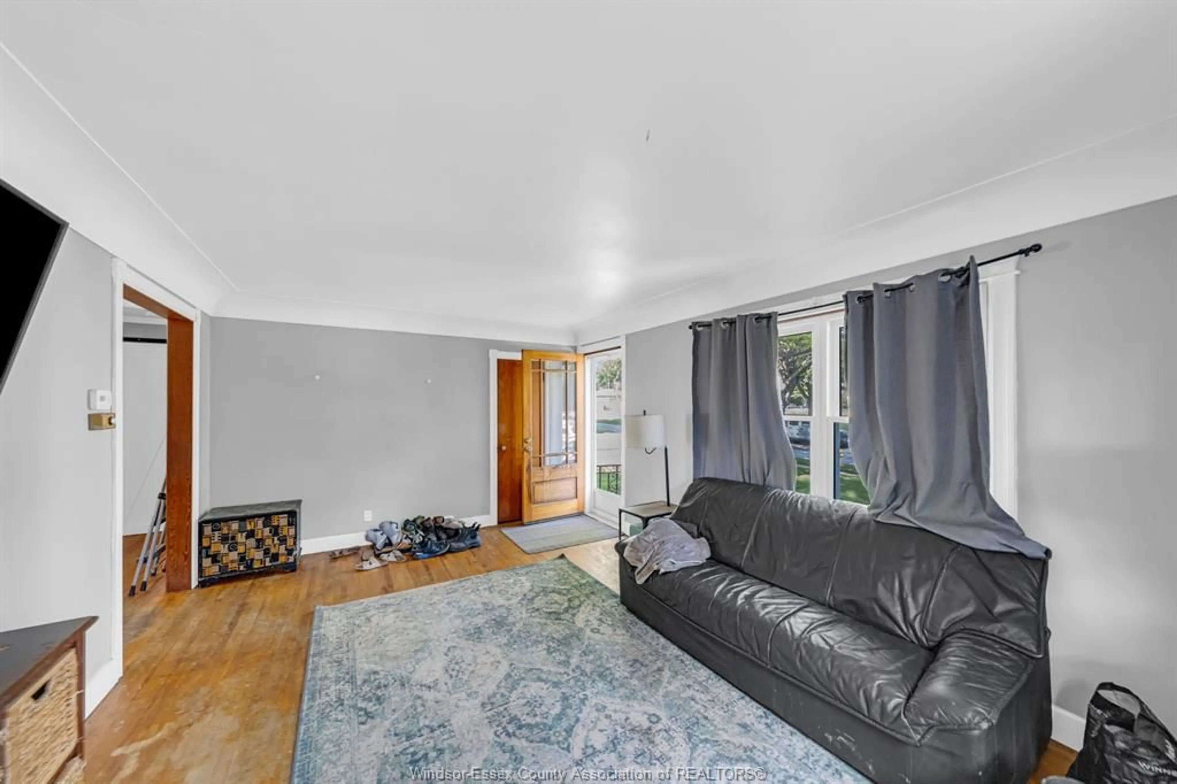 Living room with furniture, unknown for 45 Wigle St, Leamington Ontario N8H 2S8