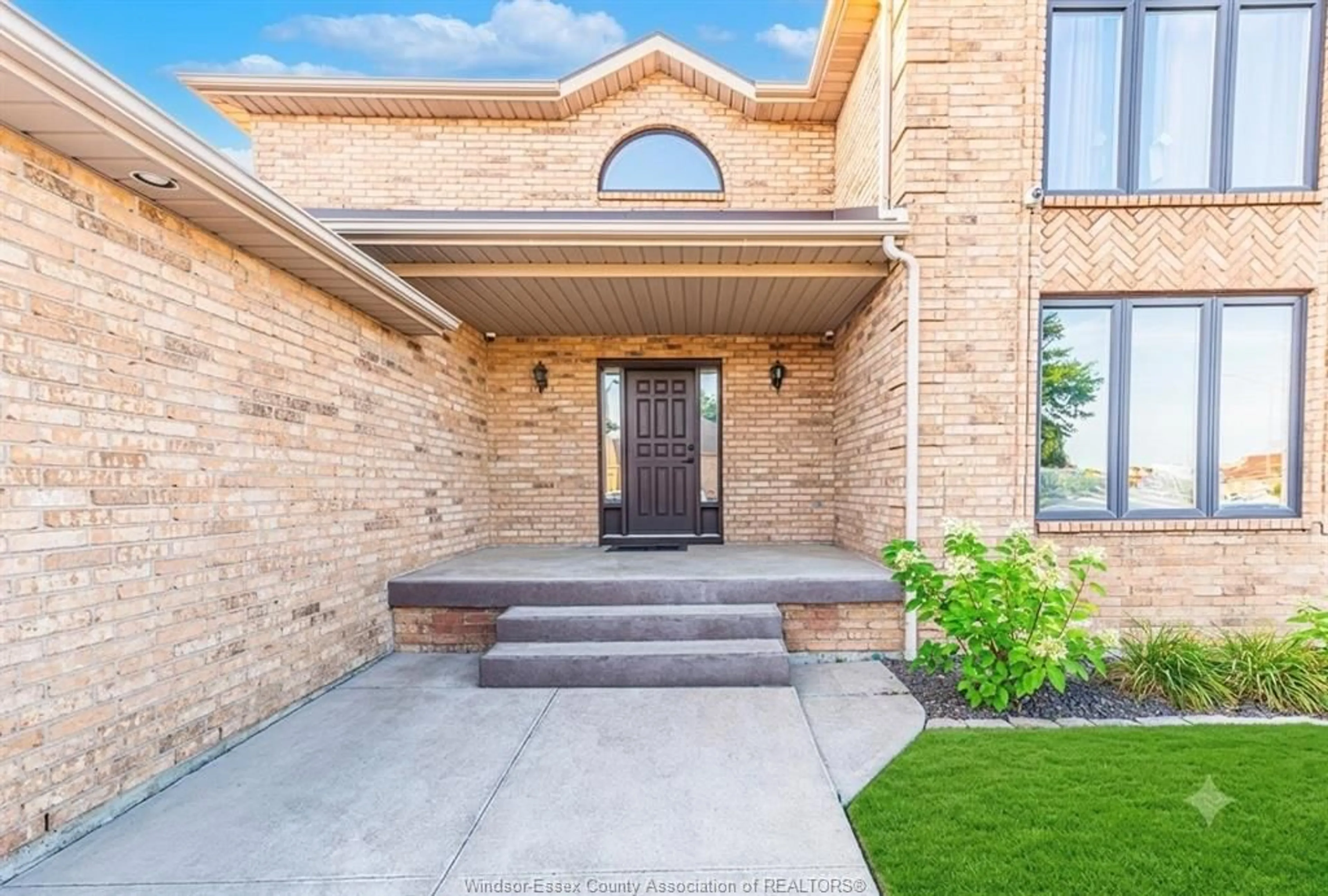 Home with brick exterior material, street for 120 HAMPTON Cres, Windsor Ontario N9E 4M5