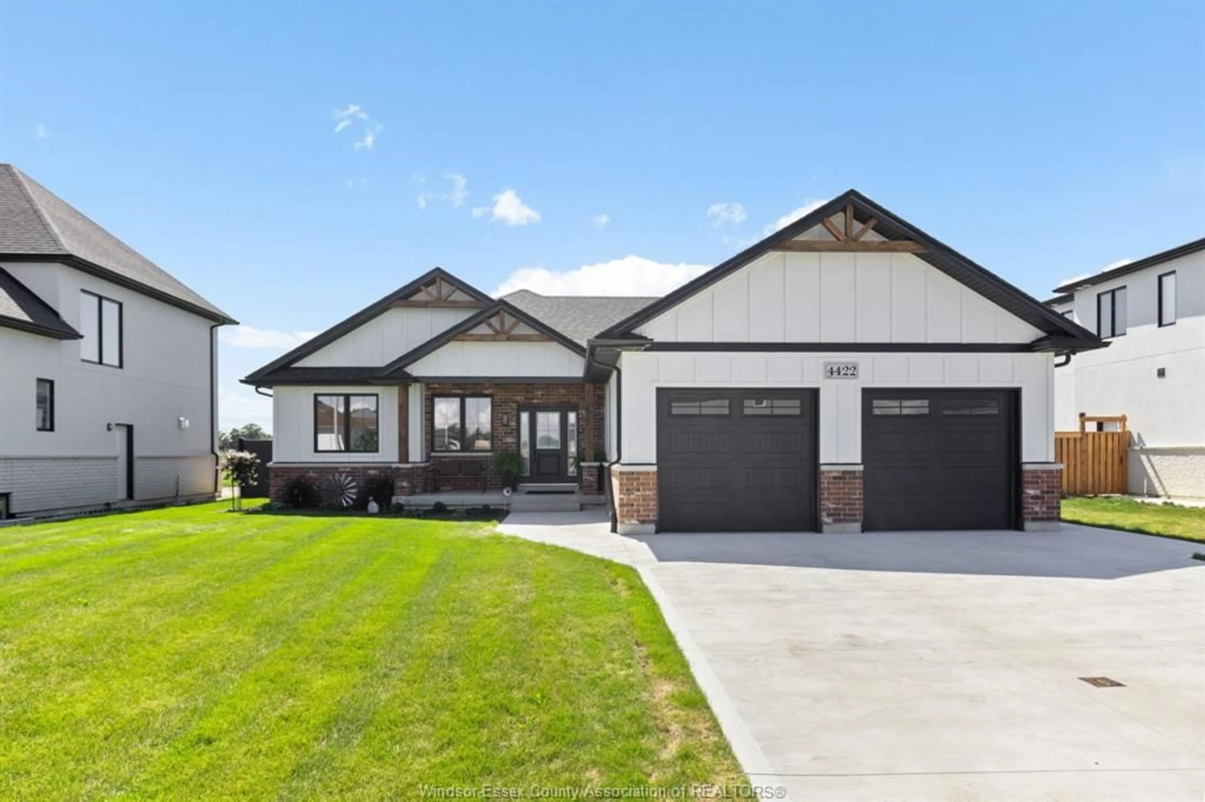 Home with vinyl exterior material, street for 4422 BELMONT, Lakeshore Ontario N0P 1J0