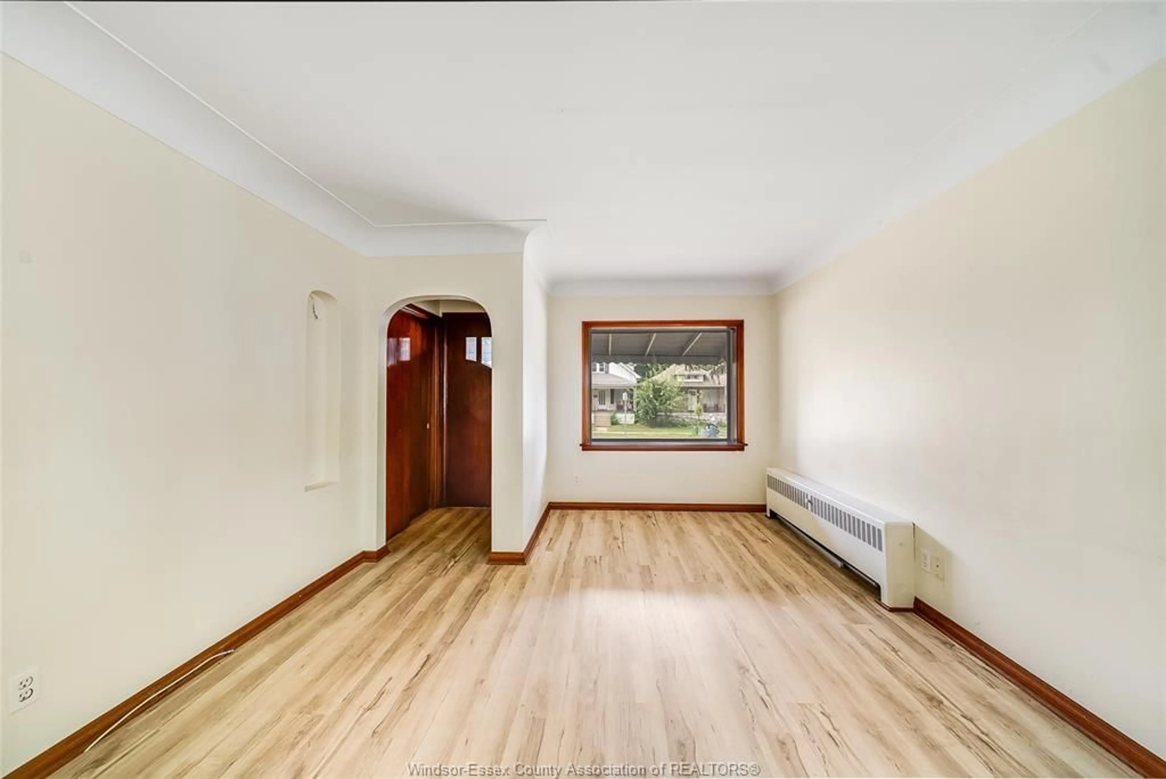 A pic of a room for 3173 WYANDOTTE, Windsor Ontario N8Y 4V1
