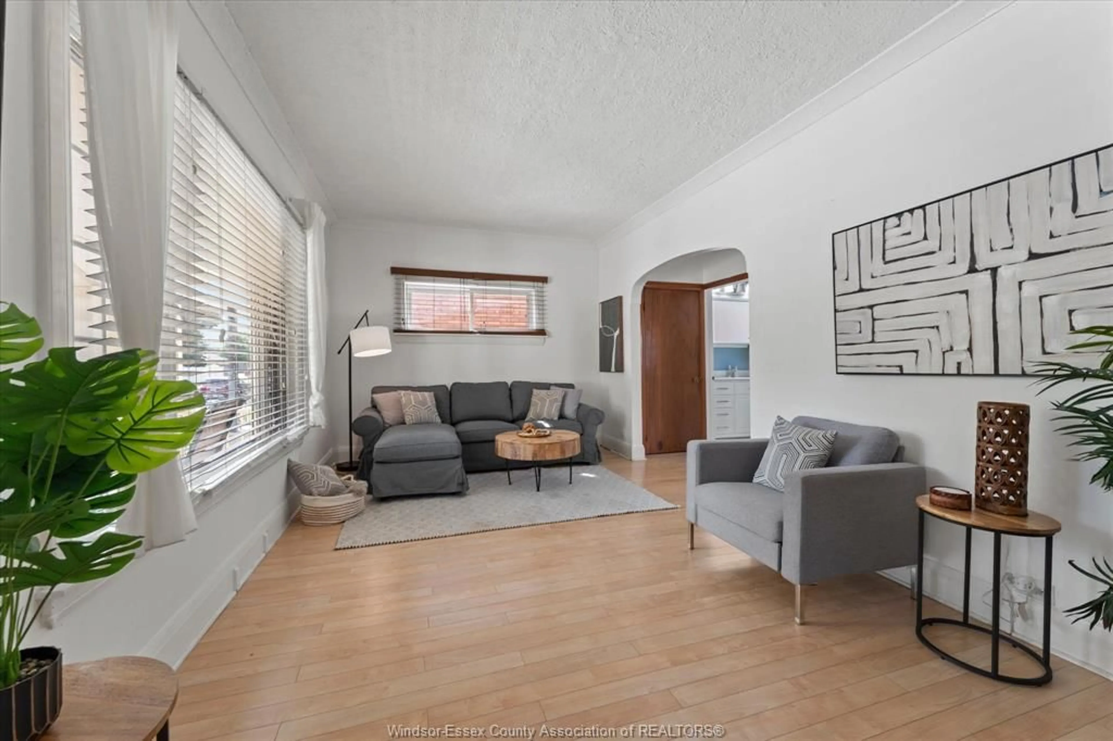 Living room with furniture, unknown for 1437 WINDERMERE, Windsor Ontario N8Y 3G1