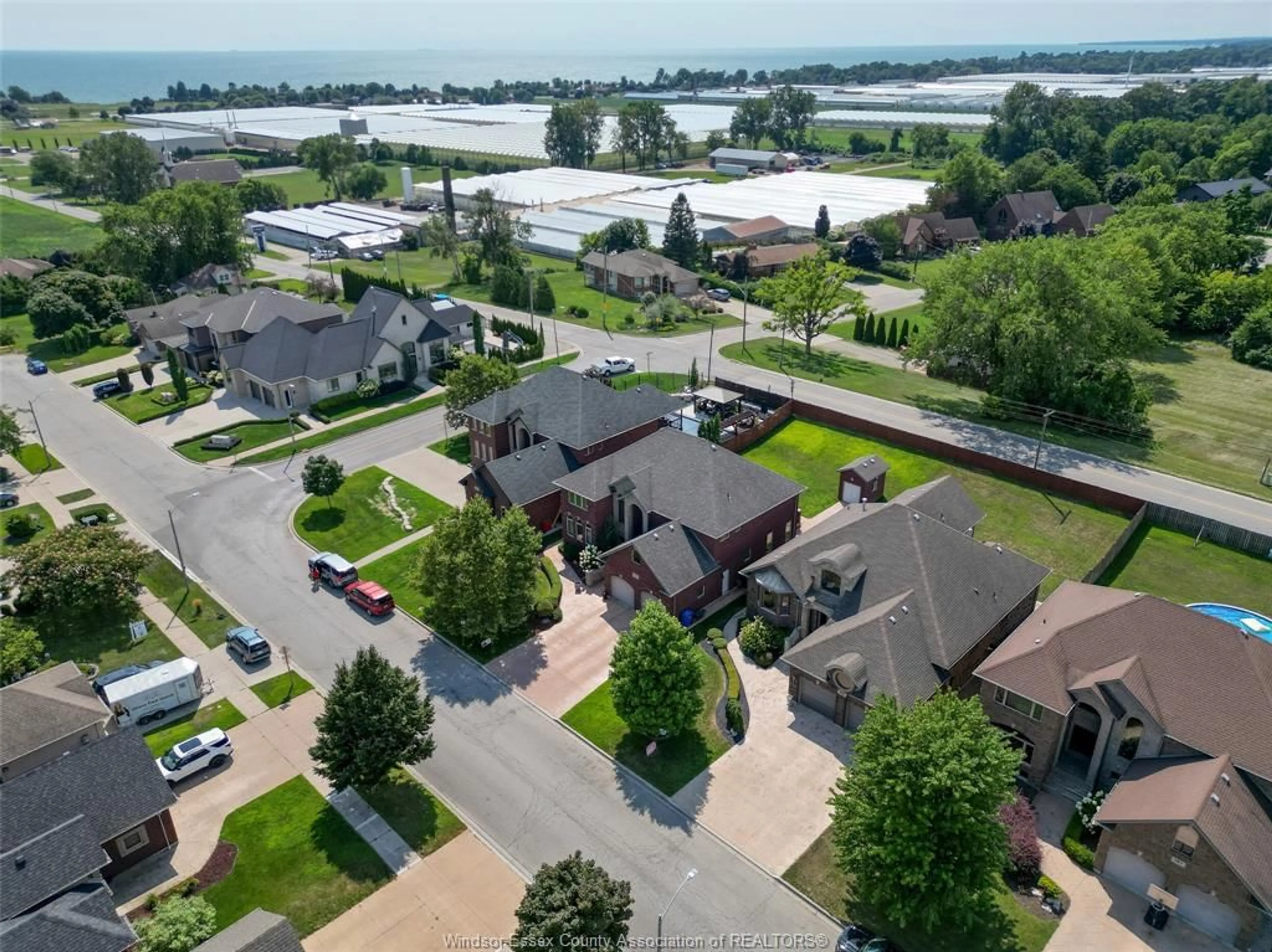 A pic from outside/outdoor area/front of a property/back of a property/a pic from drone, street for 201 ELLISON, Leamington Ontario N8H 5J2