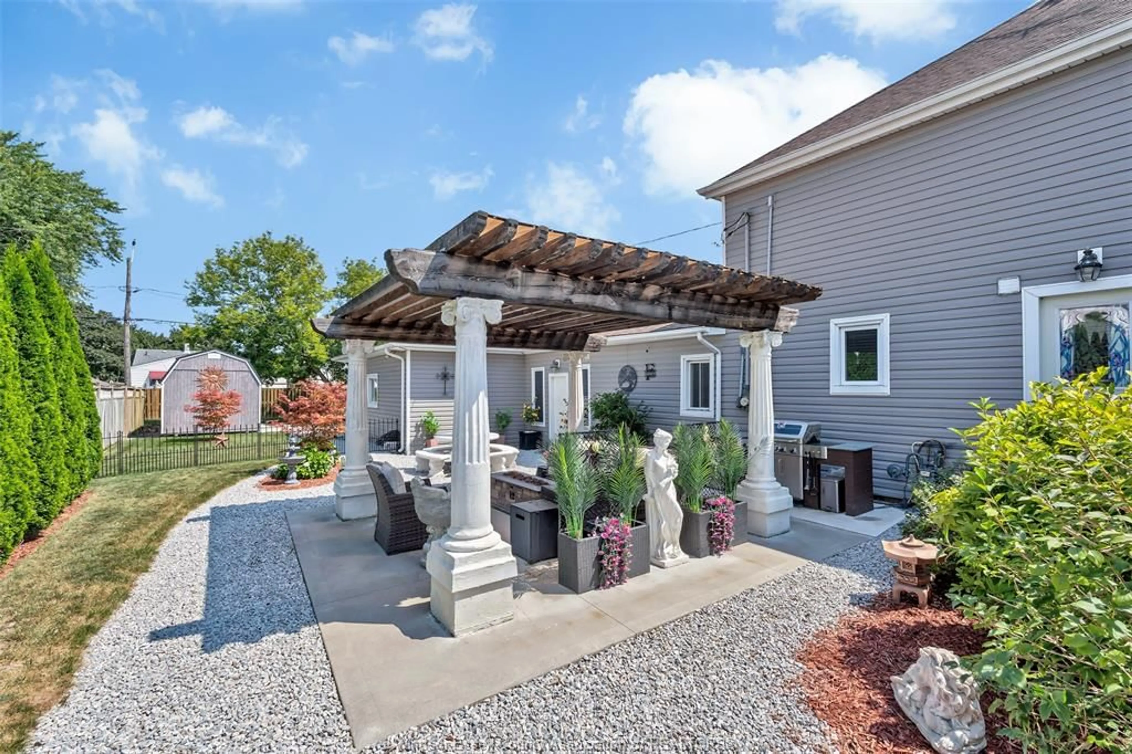 Patio, unknown for 858 LESPERANCE, Tecumseh Ontario M8N 1W7