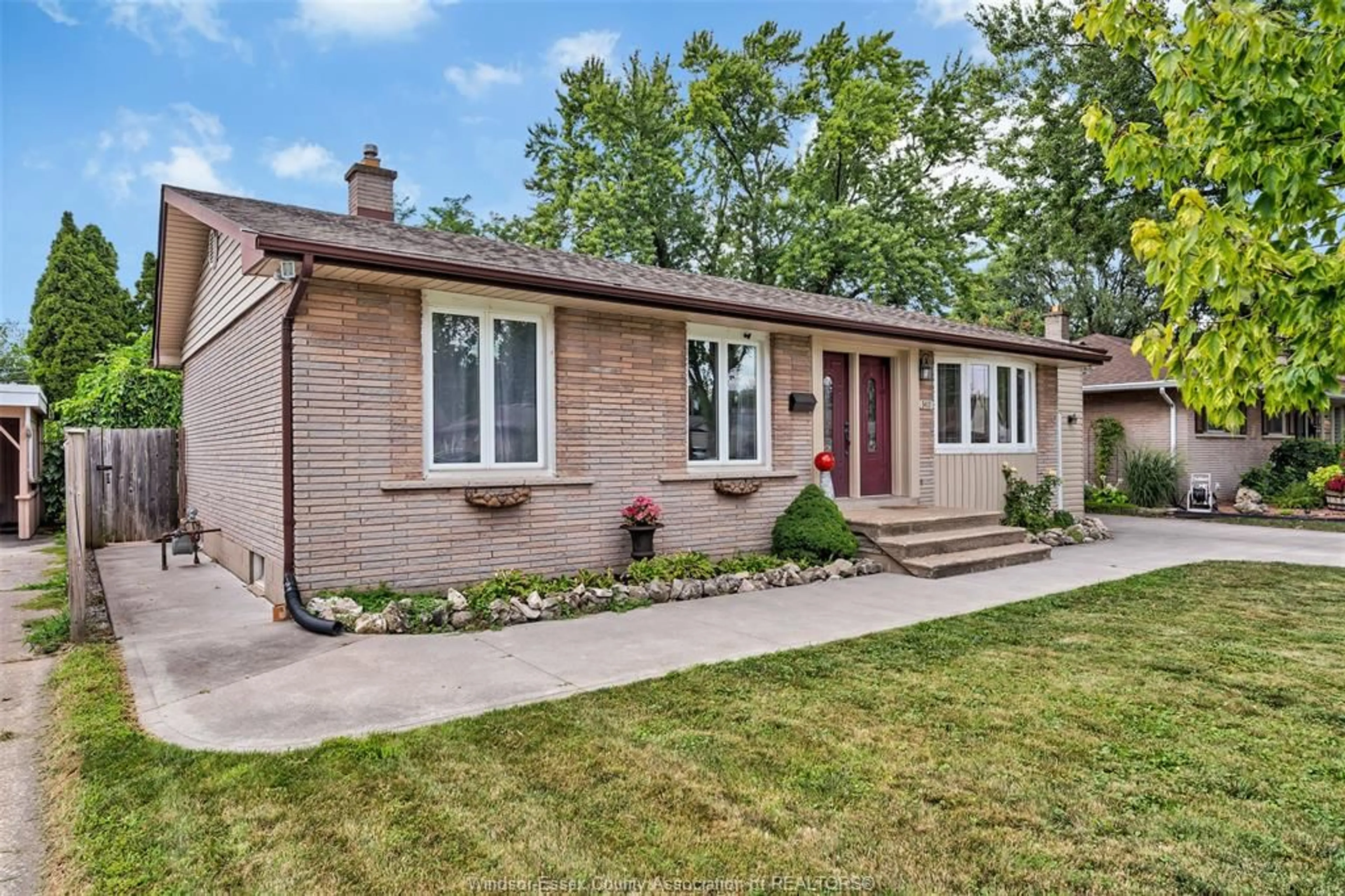 Home with brick exterior material, street for 3417 WOODLAWN Ave, Windsor Ontario N8W 2J4