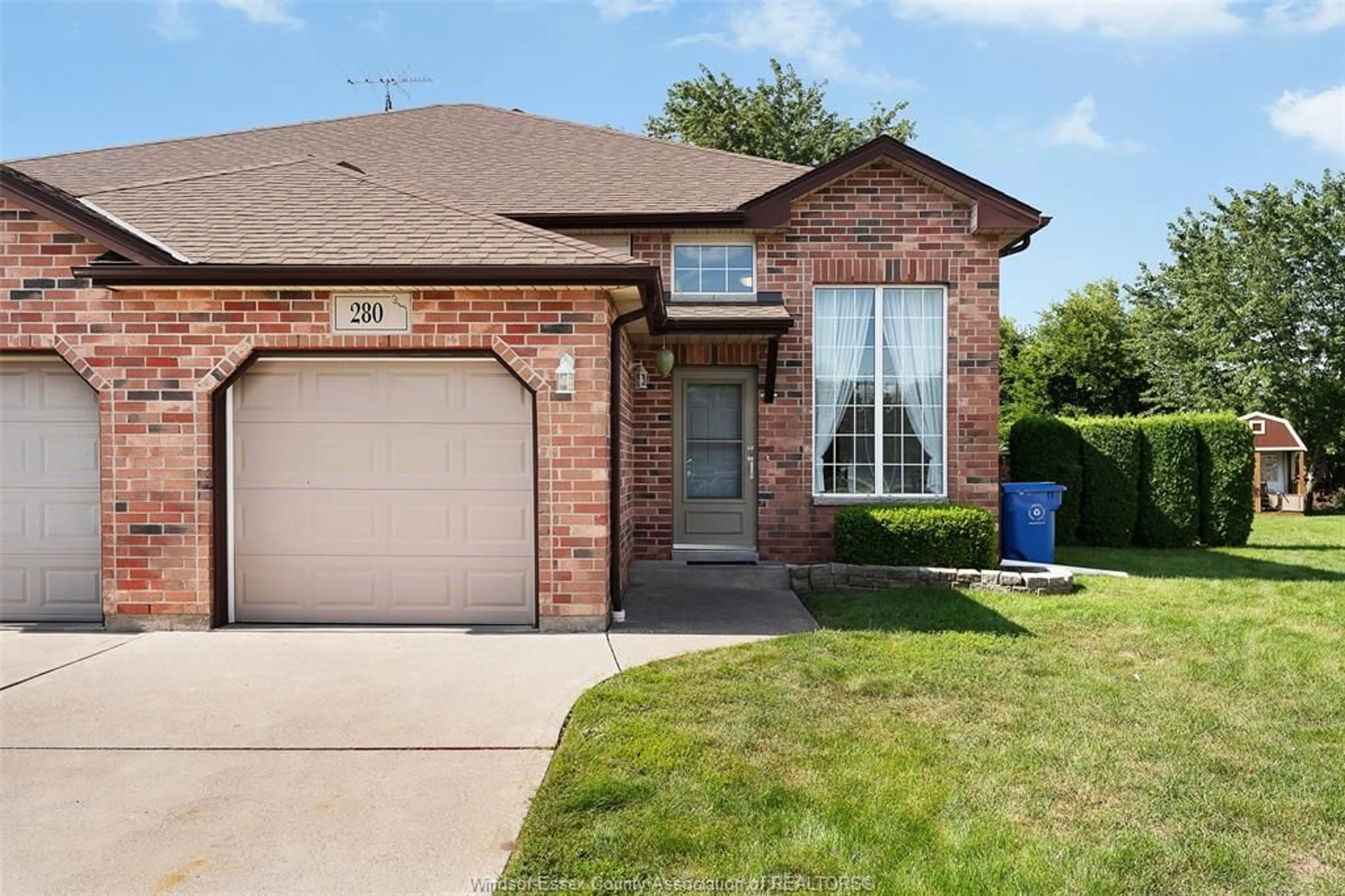Home with brick exterior material, street for 280 DIEPPE Cres, Kingsville Ontario N9Y 4E8