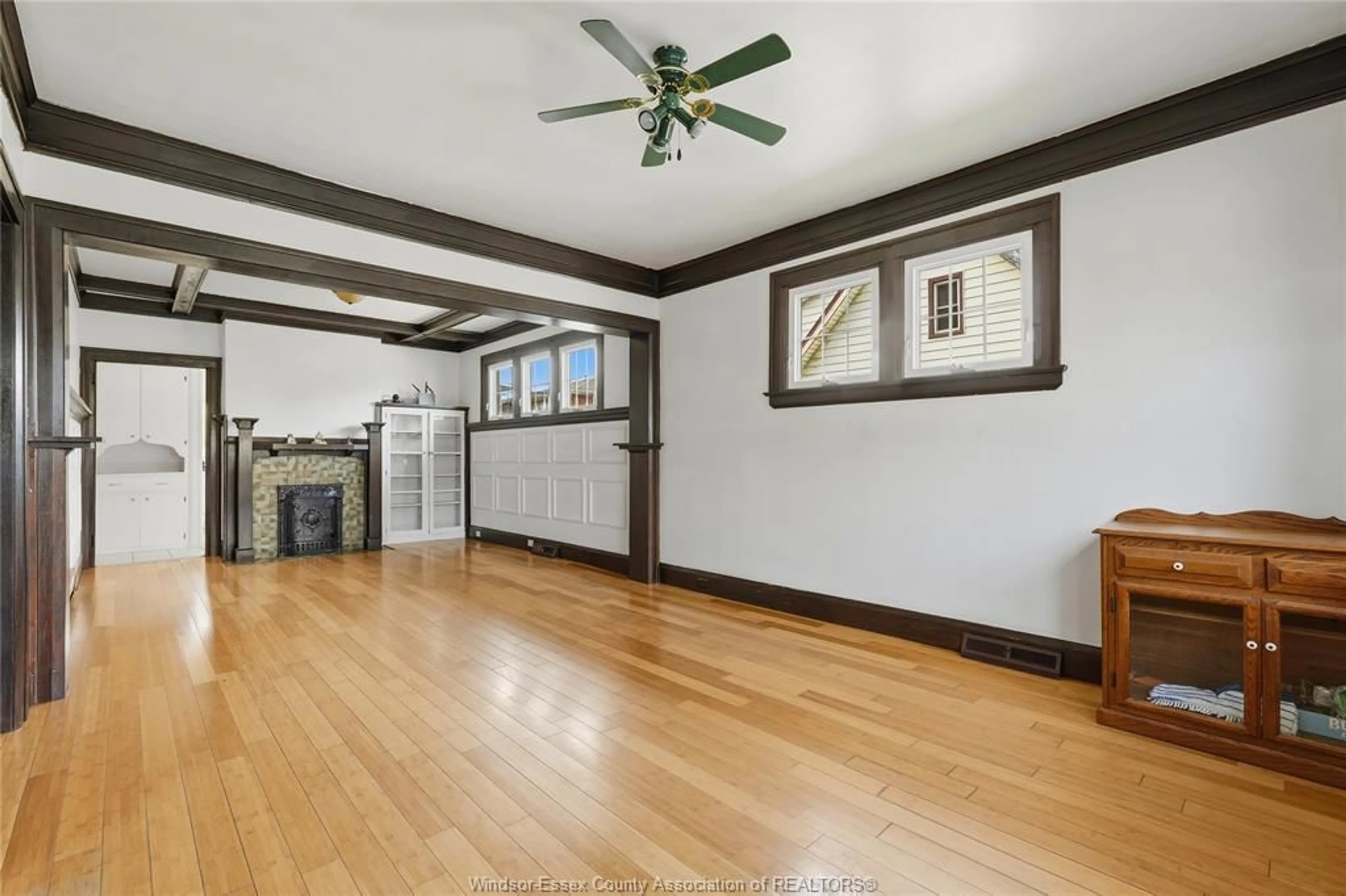 A pic of a room for 849 LAWRENCE Rd, Windsor Ontario N8Y 3Z6