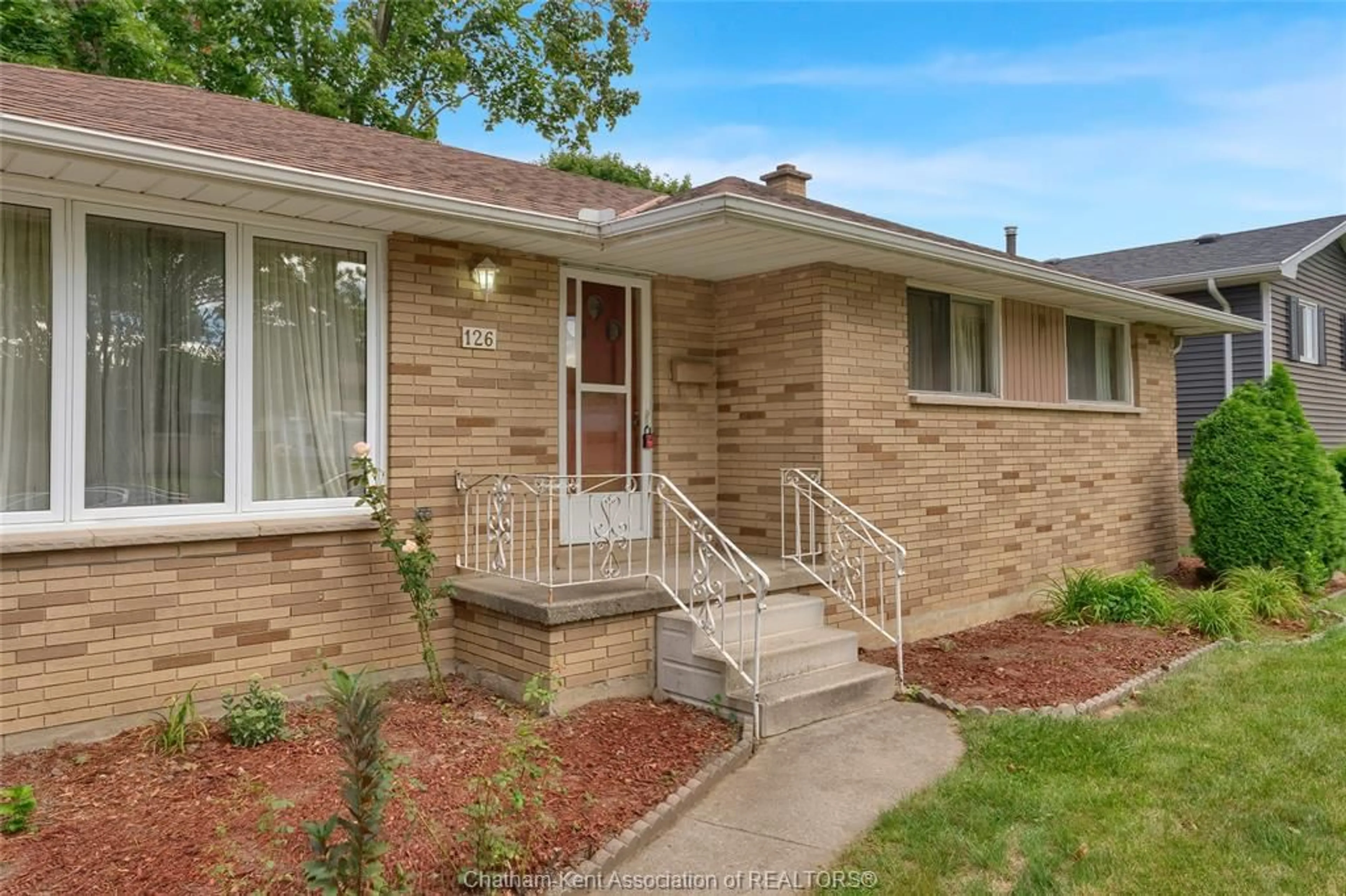 Home with brick exterior material, street for 126 Partridge Cres, Chatham Ontario N7L 1E9