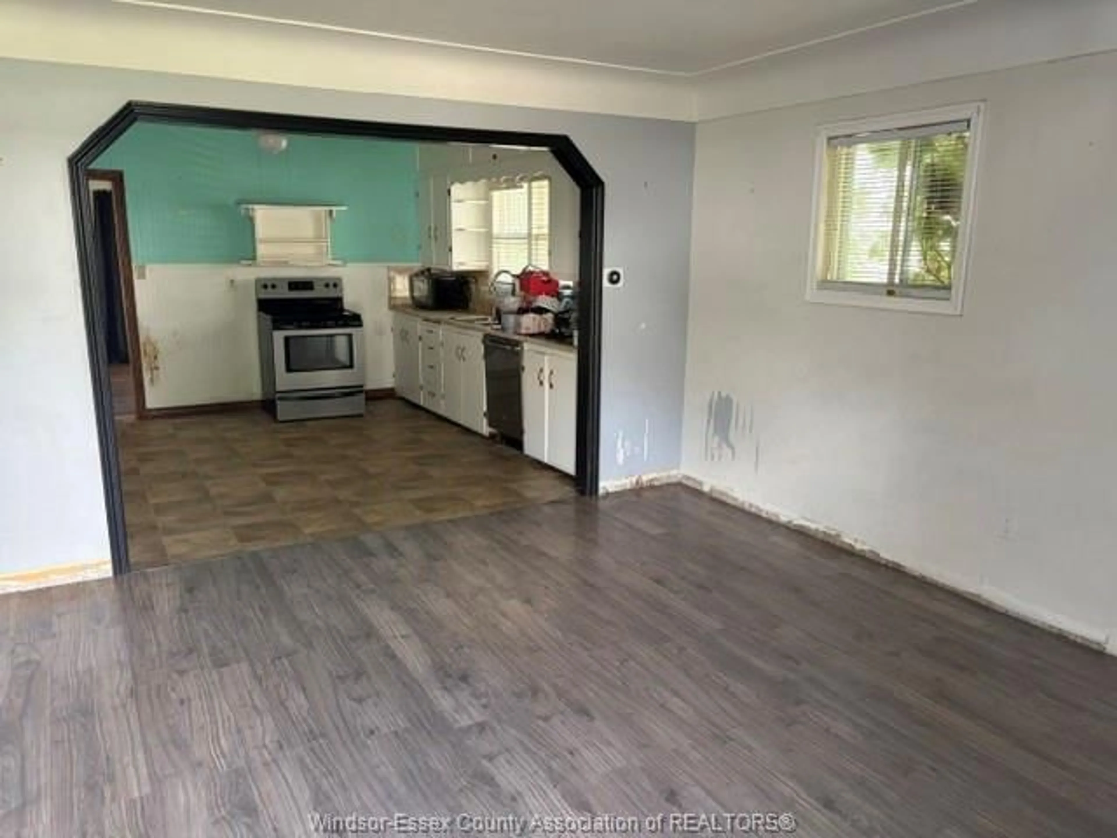 A pic of a room for 14 SMITH Ave, Leamington Ontario N8H 1G1